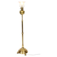Lampada a olio da pavimento in bronzo dorato (ormolu) in stile edoardiano, XIX secolo