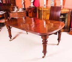 Antique Victorian Walnut Extending Dining Table, circa 1860
