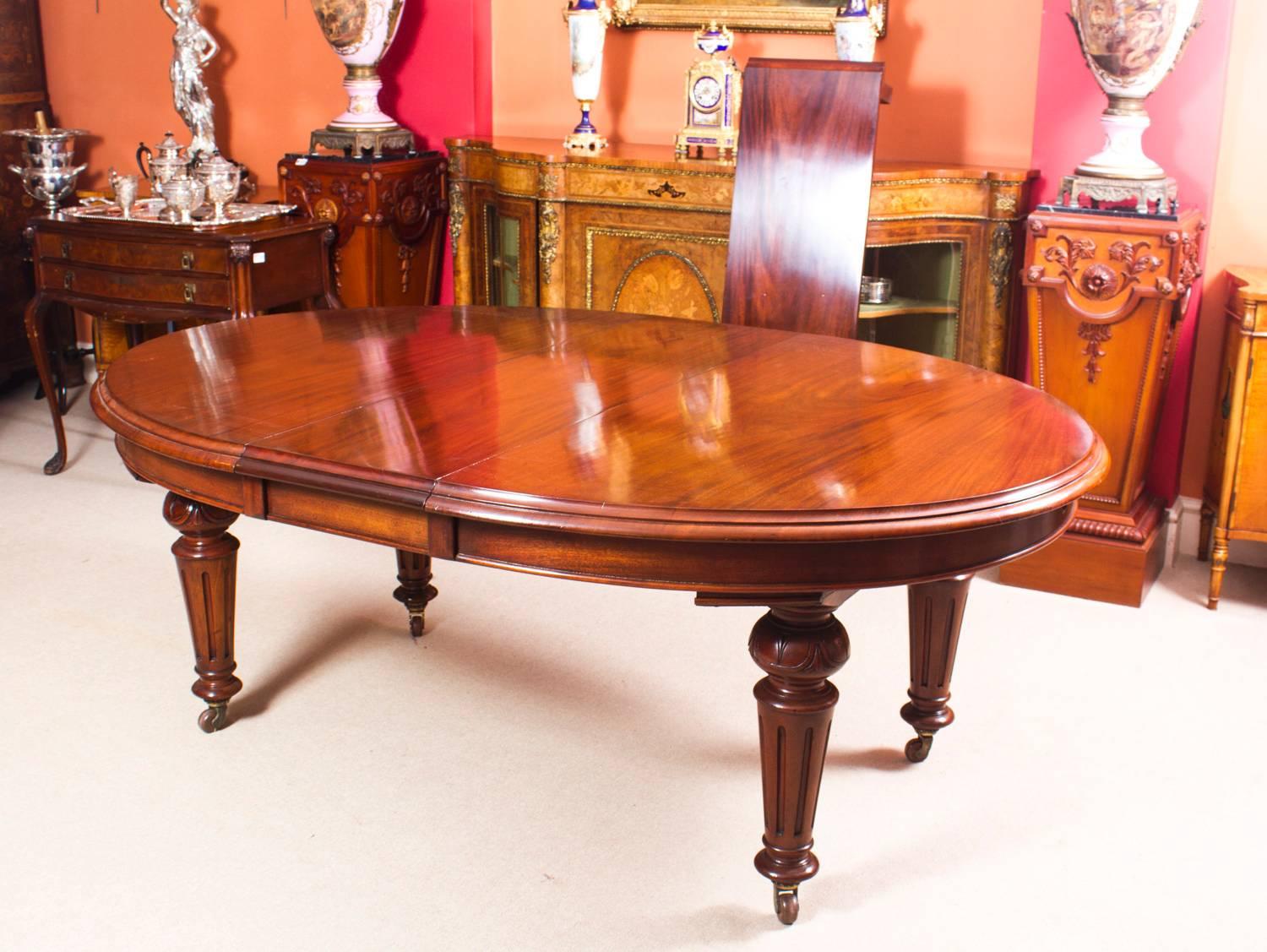 This is a fabulous antique Victorian oval solid mahogany extending dining table, circa 1860 in date.

The table has two original leaves, can comfortably seat eight and has been handcrafted from solid mahogany which has a beautiful grain and