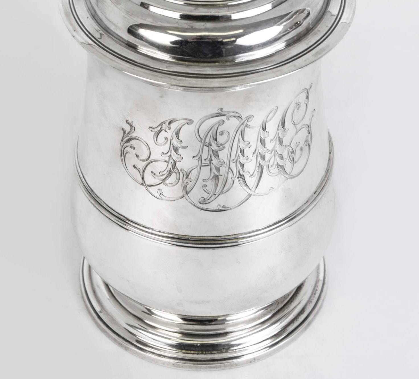 Antique English George III Silver Tankard, 1762 In Excellent Condition In London, GB