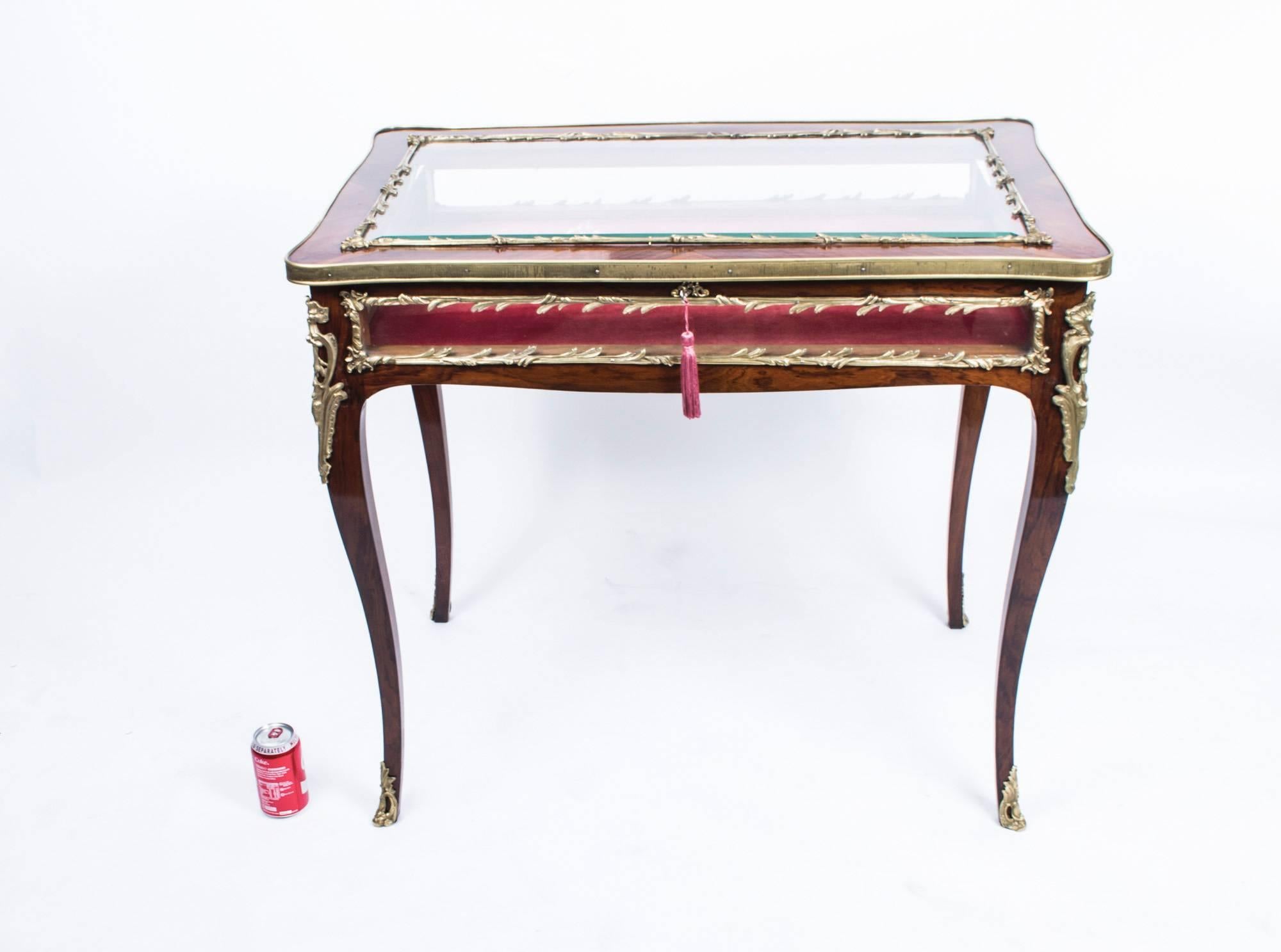 Antique French Kingwood and Ormolu Bijouterie Display Table 5
