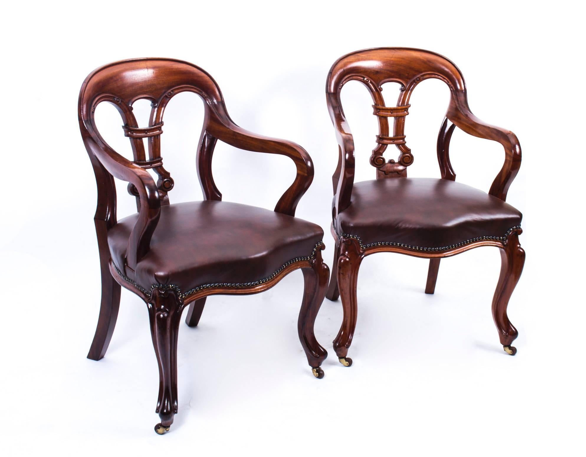 19th Century Pair of William IV Mahogany and Leather Armchairs 5