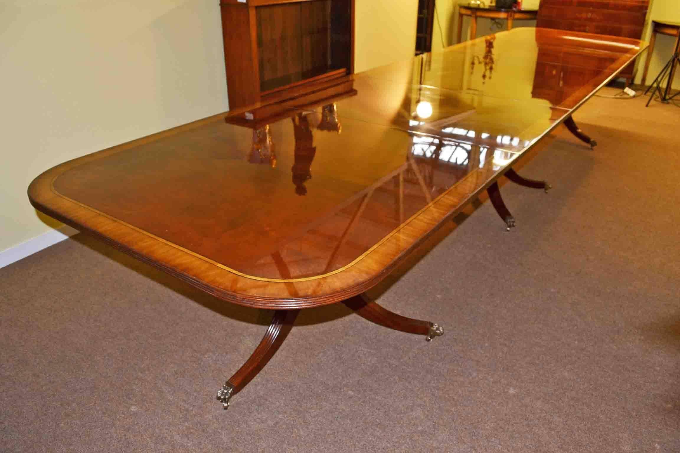 Late 20th Century Regency Dining Table Flame Mahogany Crossbanded