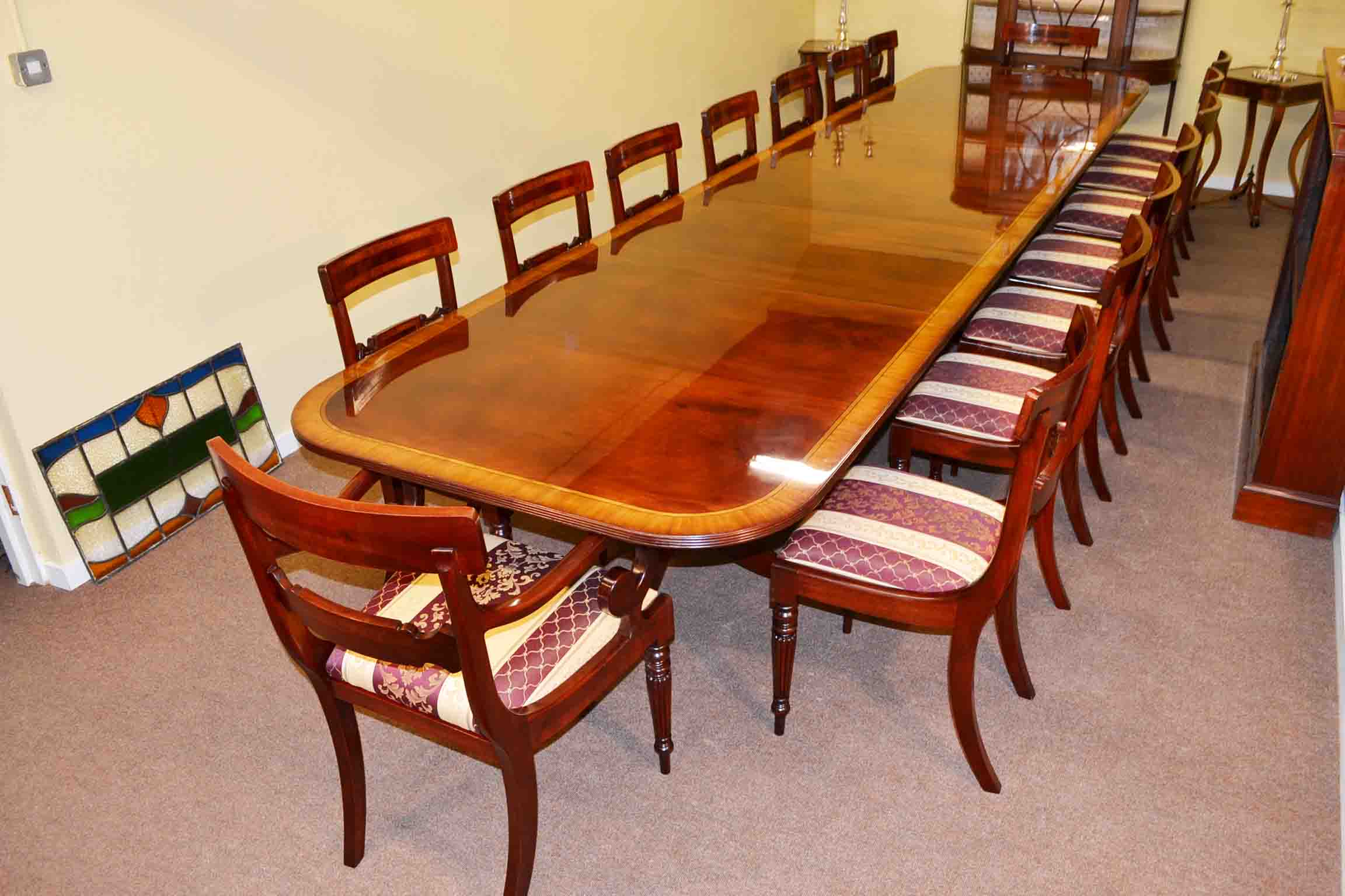 Regency Dining Table And 16 Chairs Flame Mahogany At 1stdibs