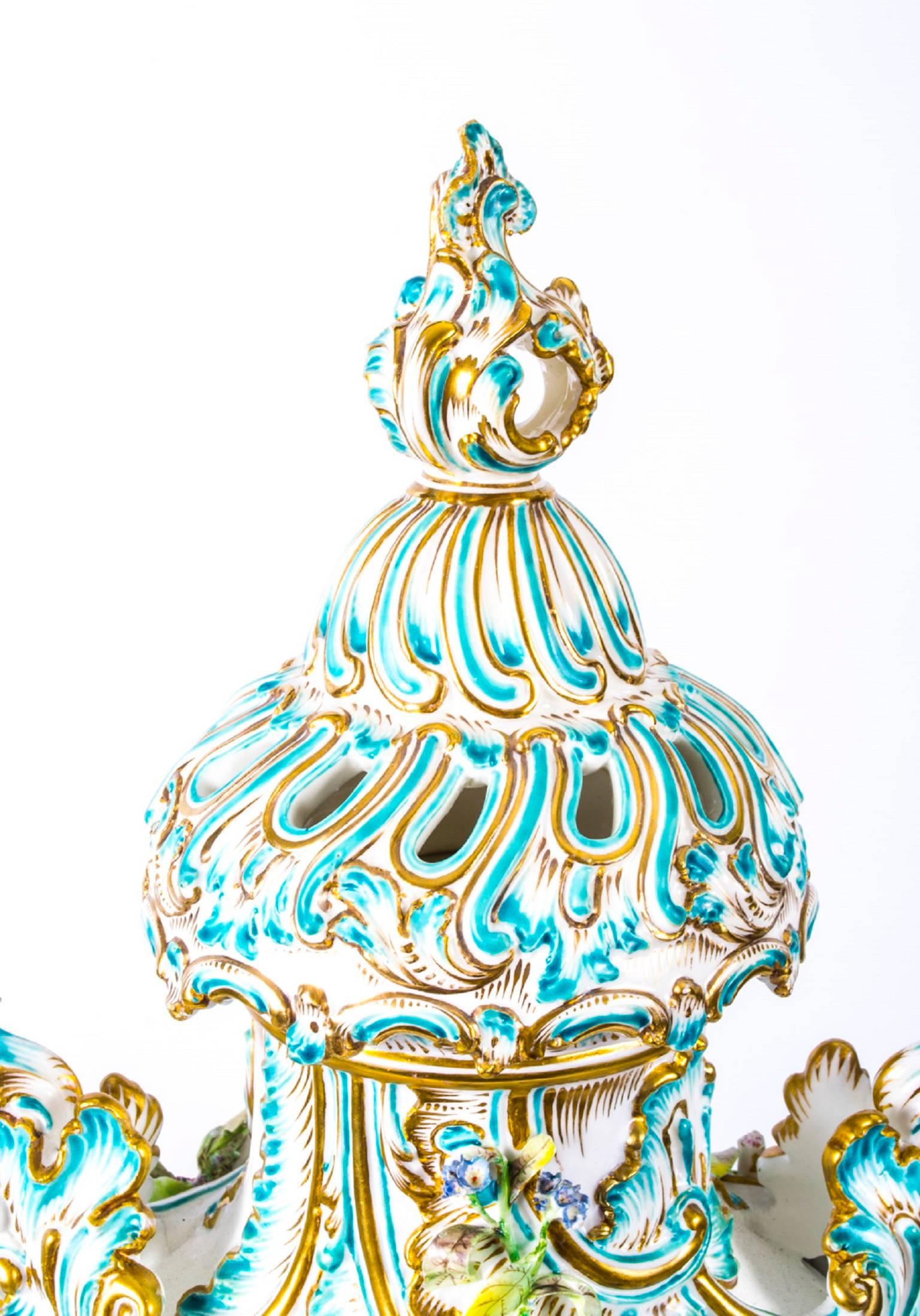 German Antique Pair of Meissen Porcelain Vases, circa 1810
