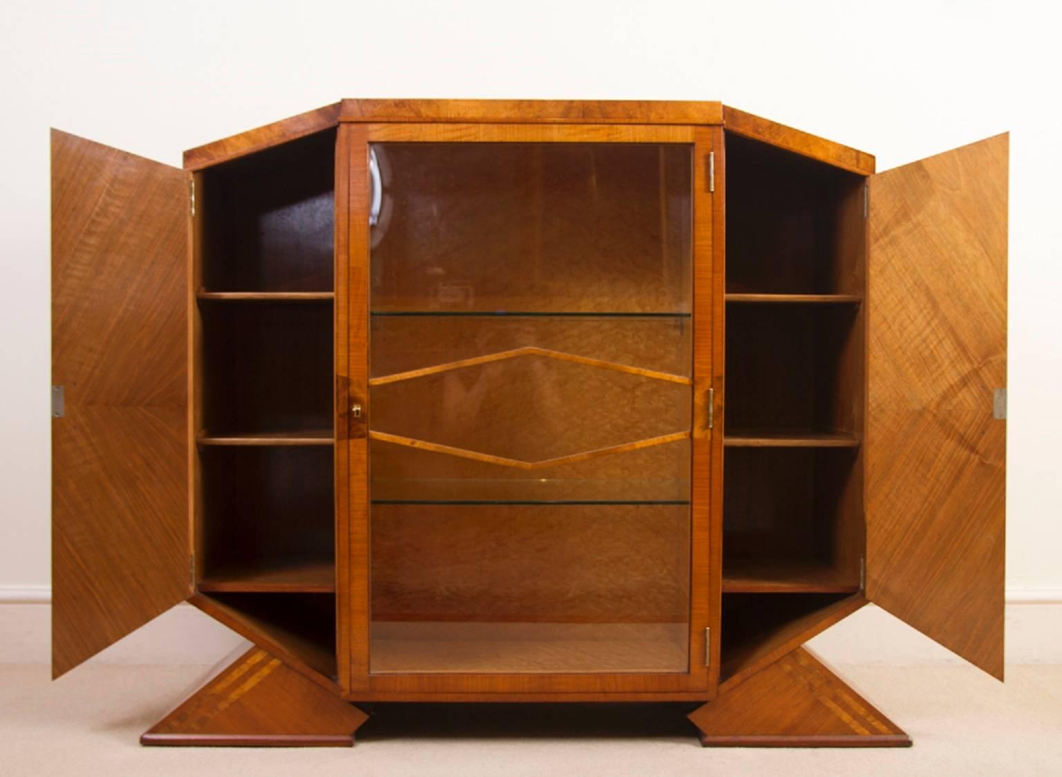 Early 20th Century 1920s Art Deco Satinwood Maple Display Cabinet