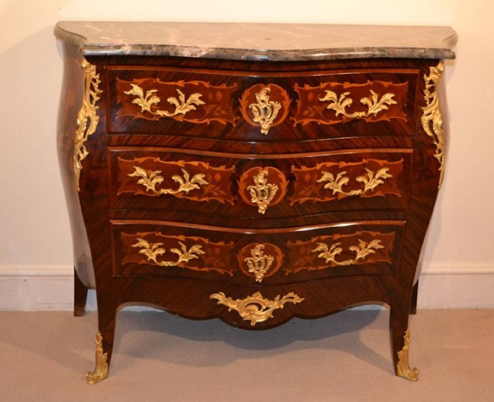 Antique French Louis XV Commode Chest of Drawers, circa 1880 6