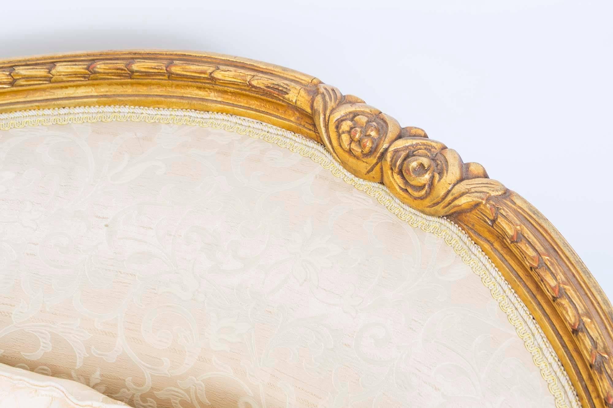French Stunning Louis XVI Style Giltwood Chaise Longue