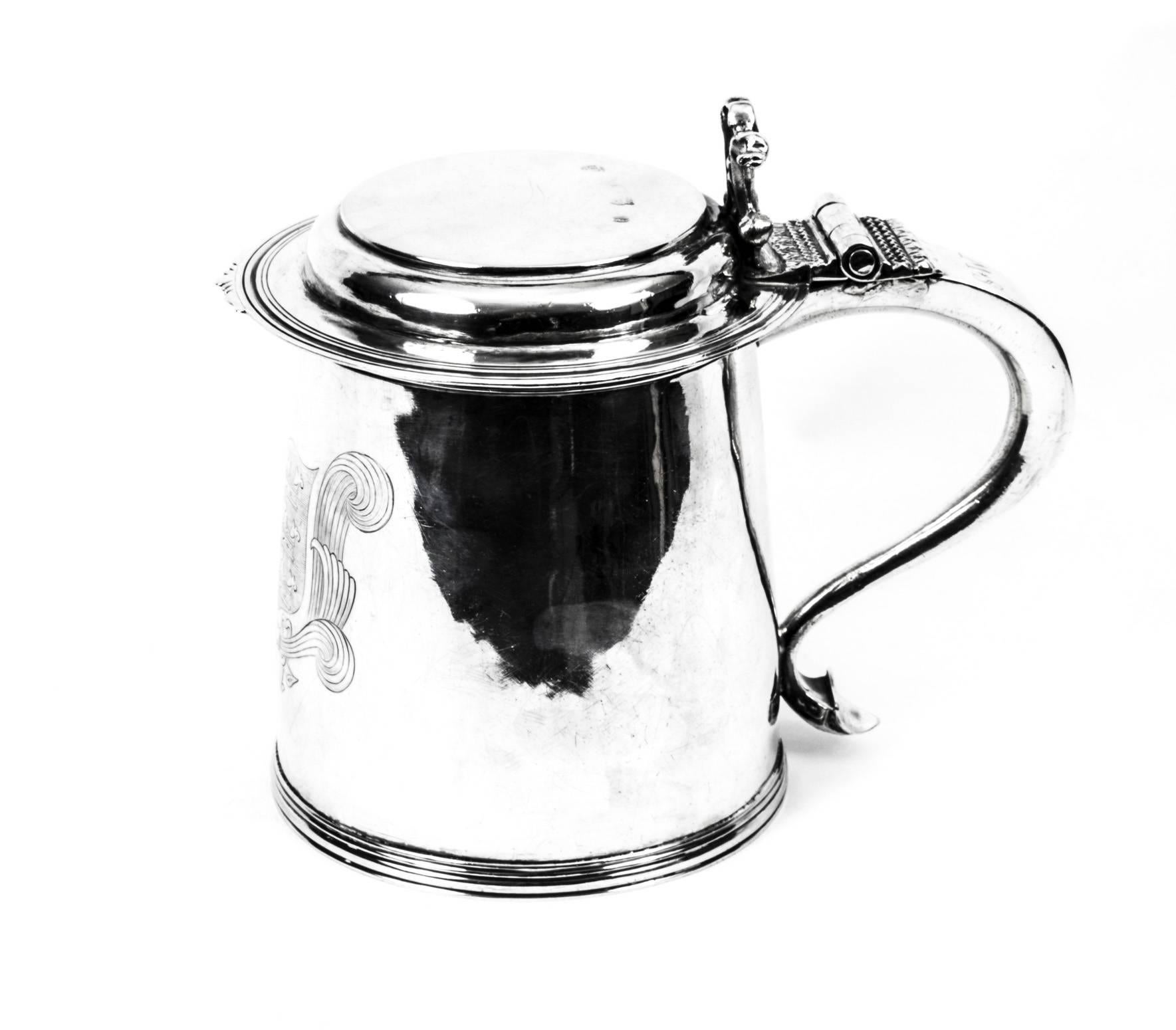 Antique Charles II English Sterling Silver Tankard, 1670 In Excellent Condition In London, GB