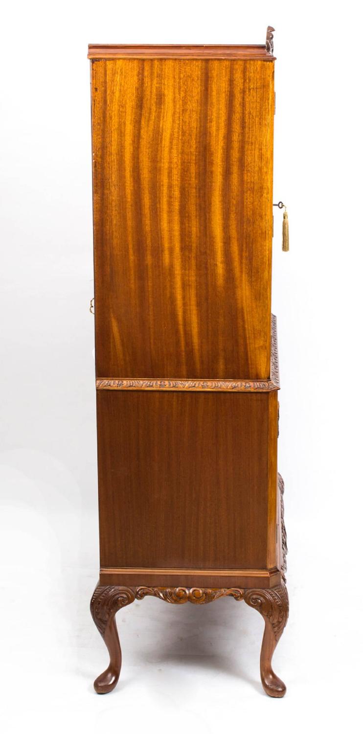 Vintage Flame Mahogany Cocktail Drinks Bar circa 1930 For Sale