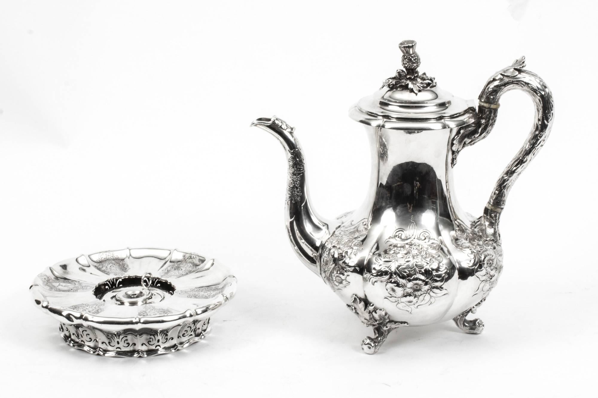 Antique Paul Storr Sterling Silver Coffee Pot on Stand, 1837 In Excellent Condition In London, GB