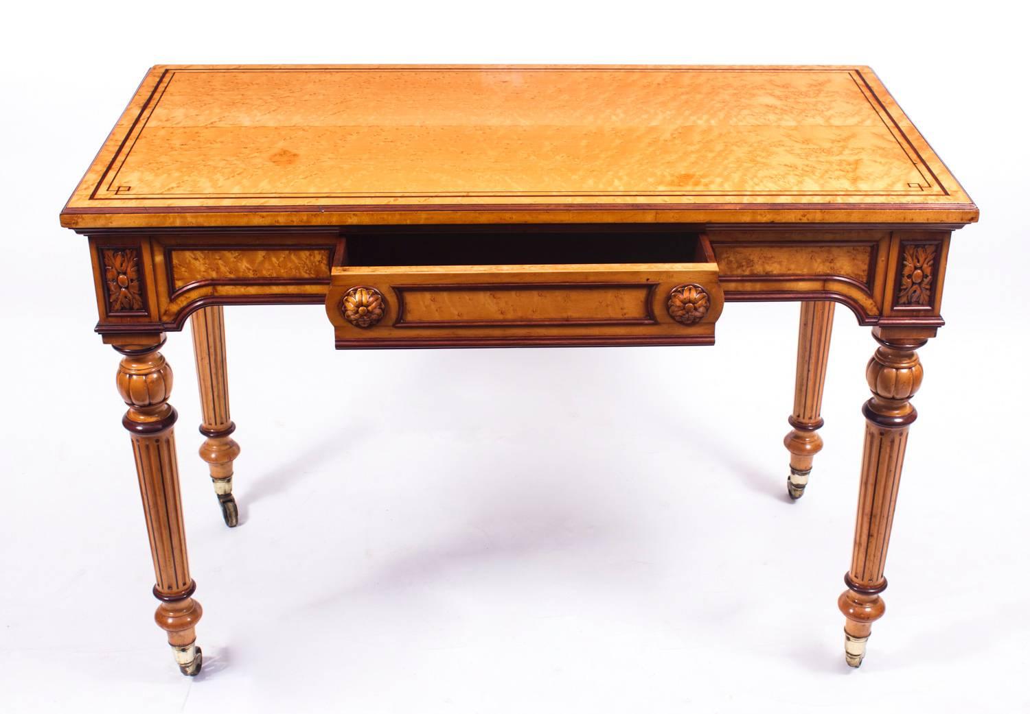 This is a very attractive Antique Gillows Style Birdseye Maple Writing Table Desk which our experts have dated to around 1830.

It is always a pleasure to be able to offer such a fine writing table and although we have been unable to find a Gillows