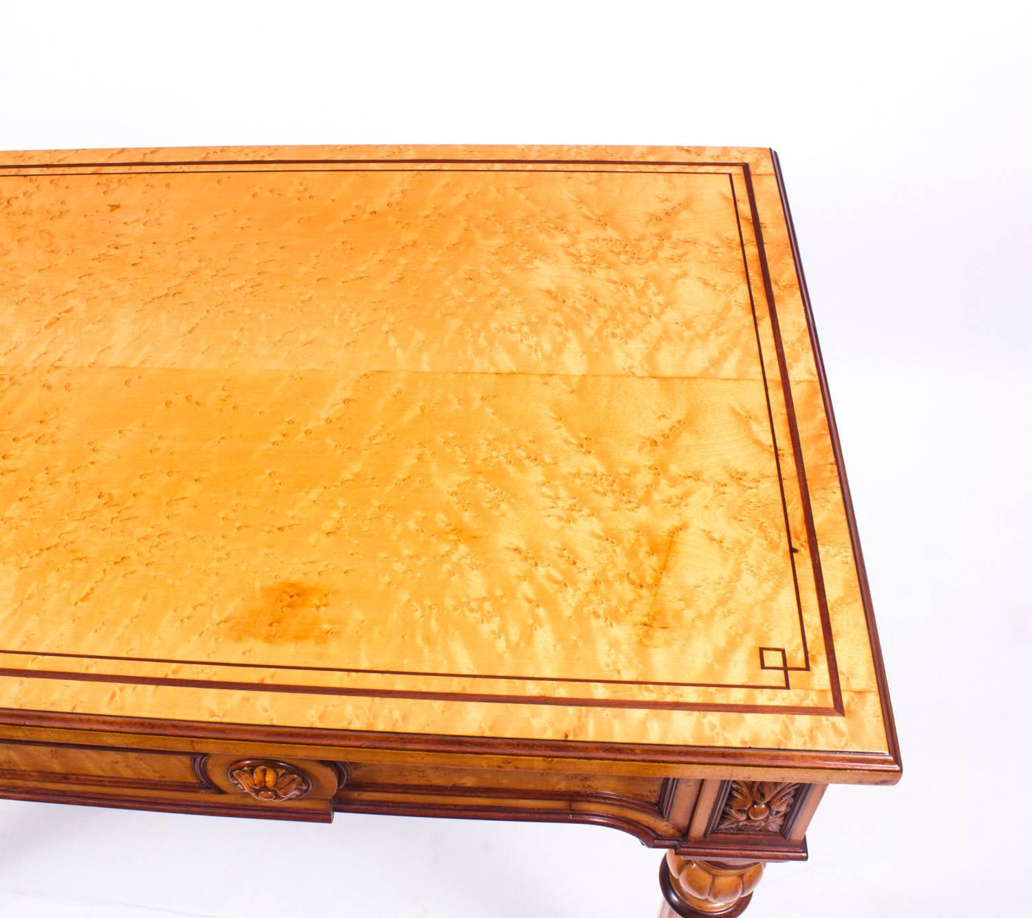 English 19th Century Gillows Style Birdseye Maple Writing Table Desk