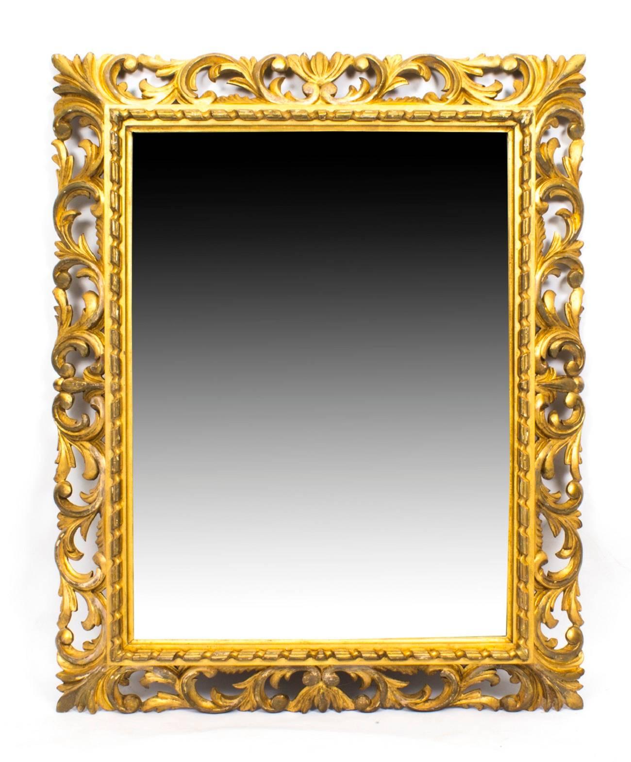 Antique Elaborate Gilded Hand Carved Florentine Mirror, circa 1900 3