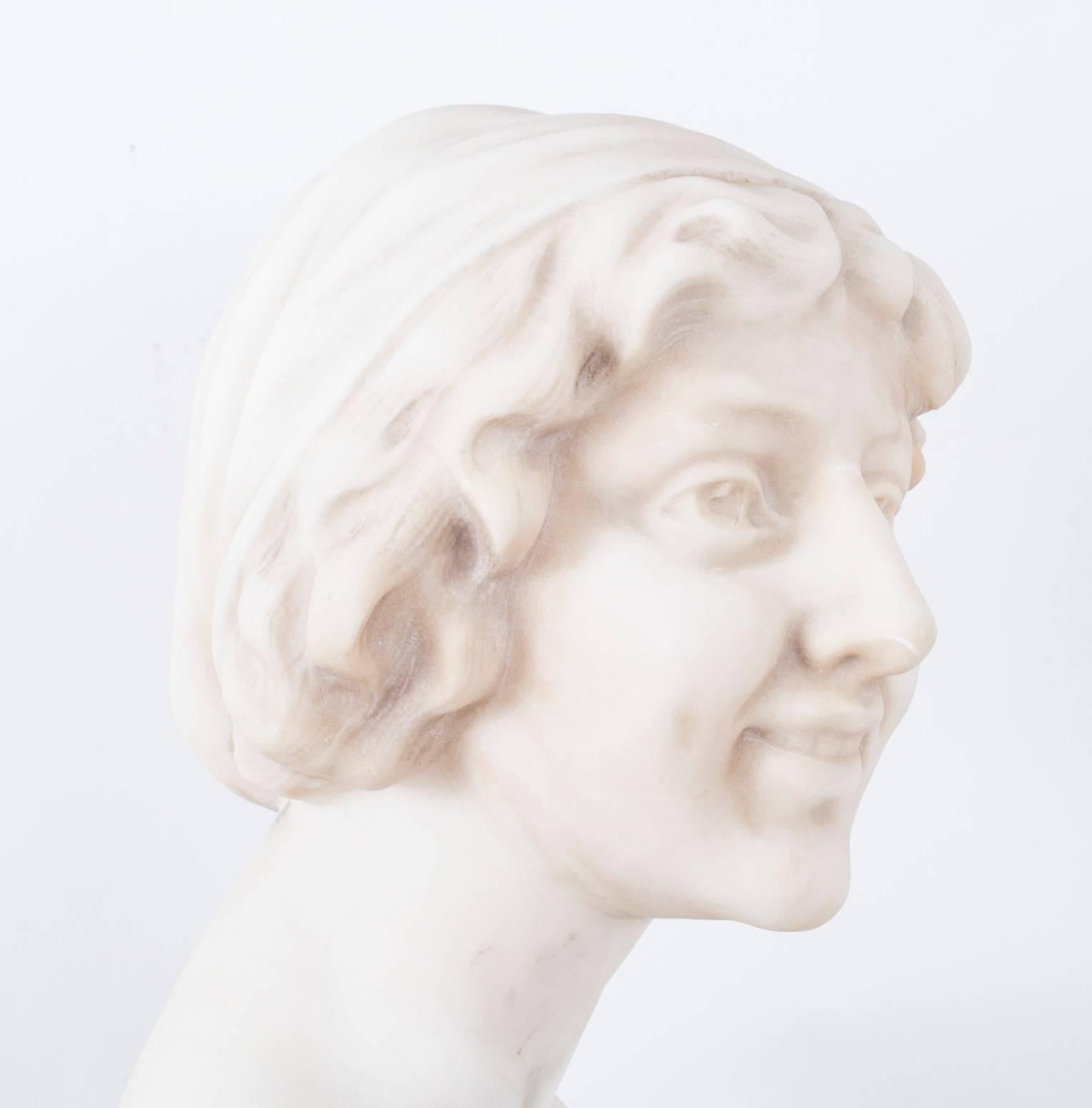 Antique Marble Bust of Iullette by Prof G.Bessi Early 20th Century For Sale 1