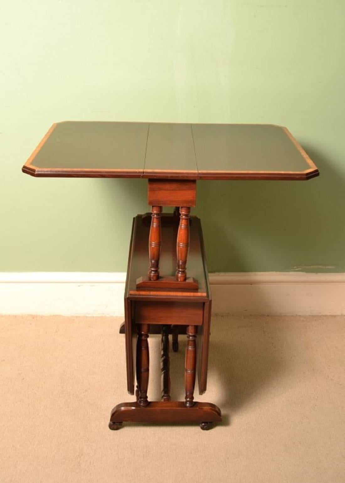 Antique Edwardian Two-Tier Sutherland Table, circa 1900 In Excellent Condition In London, GB