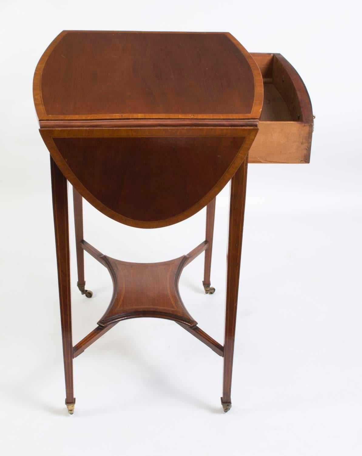 Mahogany Early 20th Century Edwardian Inlaid Occasional Table For Sale