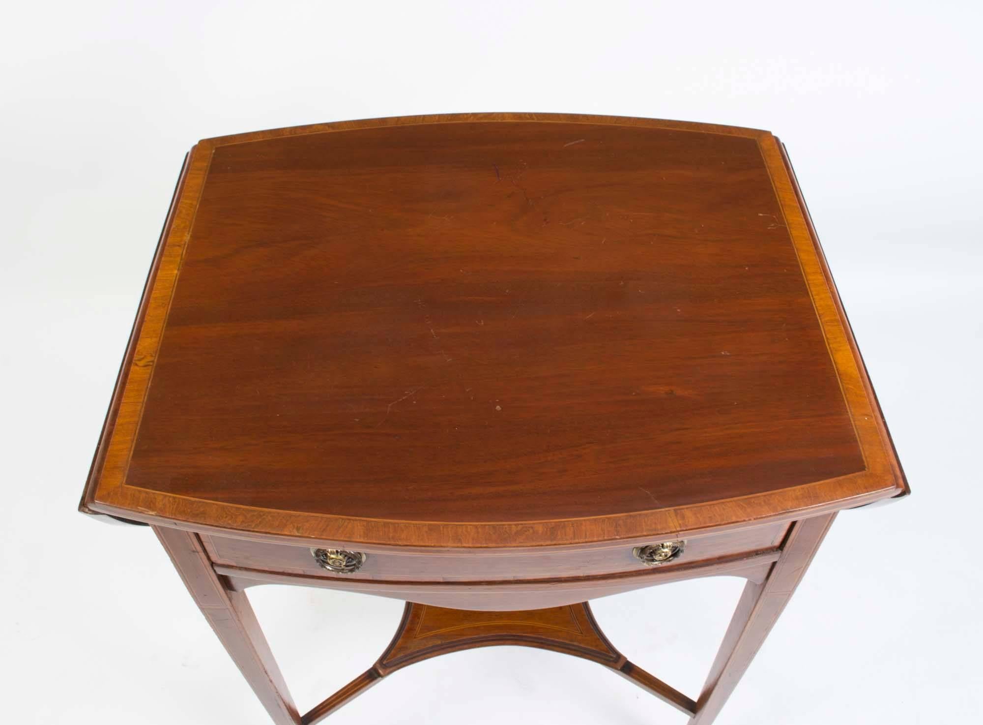 Early 20th Century Edwardian Inlaid Occasional Table For Sale 1