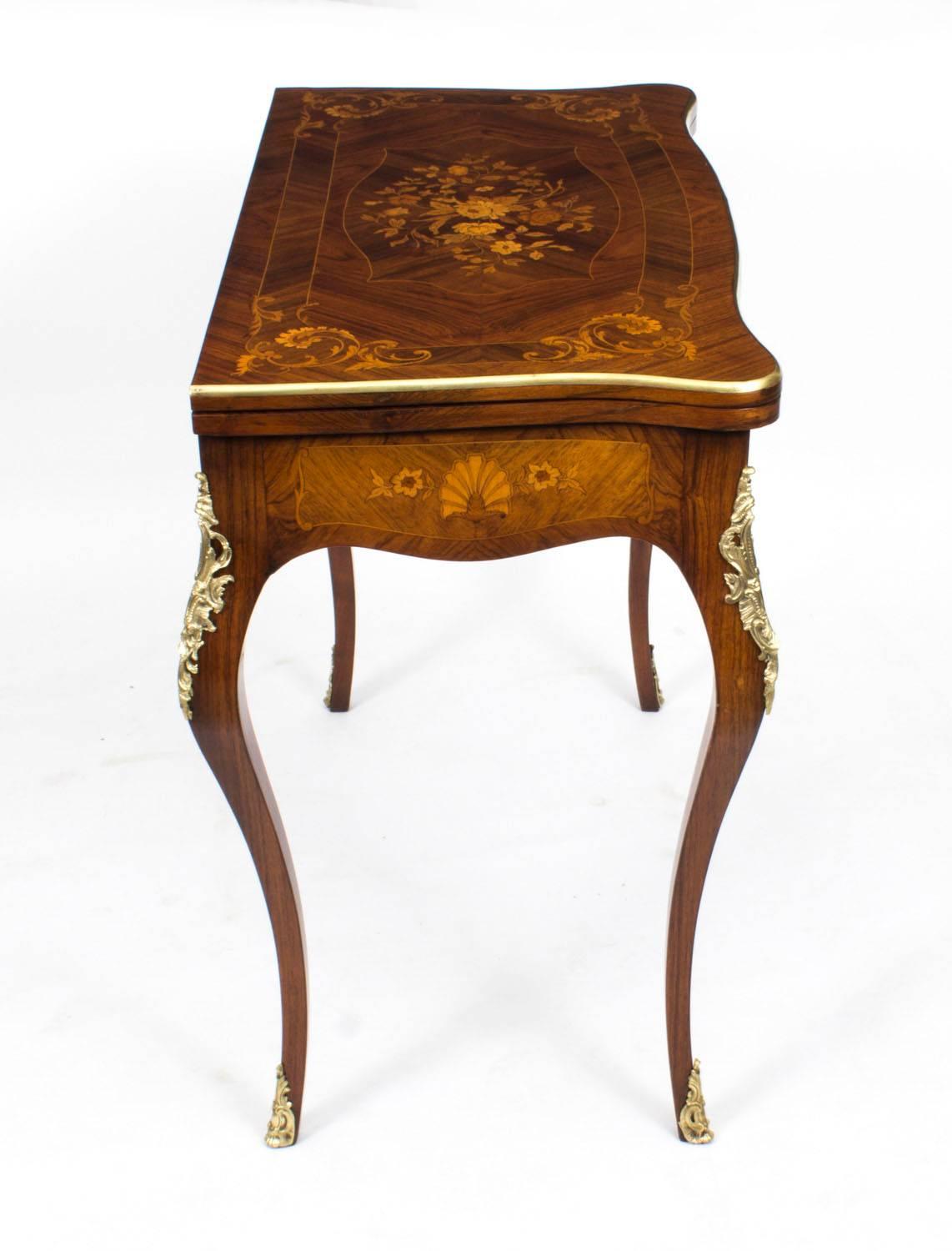 19th Century French Burr Walnut Marquetry Card Table In Excellent Condition In London, GB