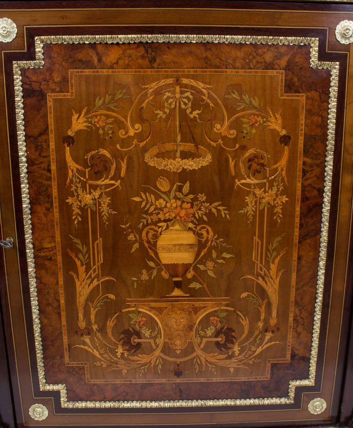 19th Century French Burr Walnut Marquetry Side Cabinet In Excellent Condition In London, GB