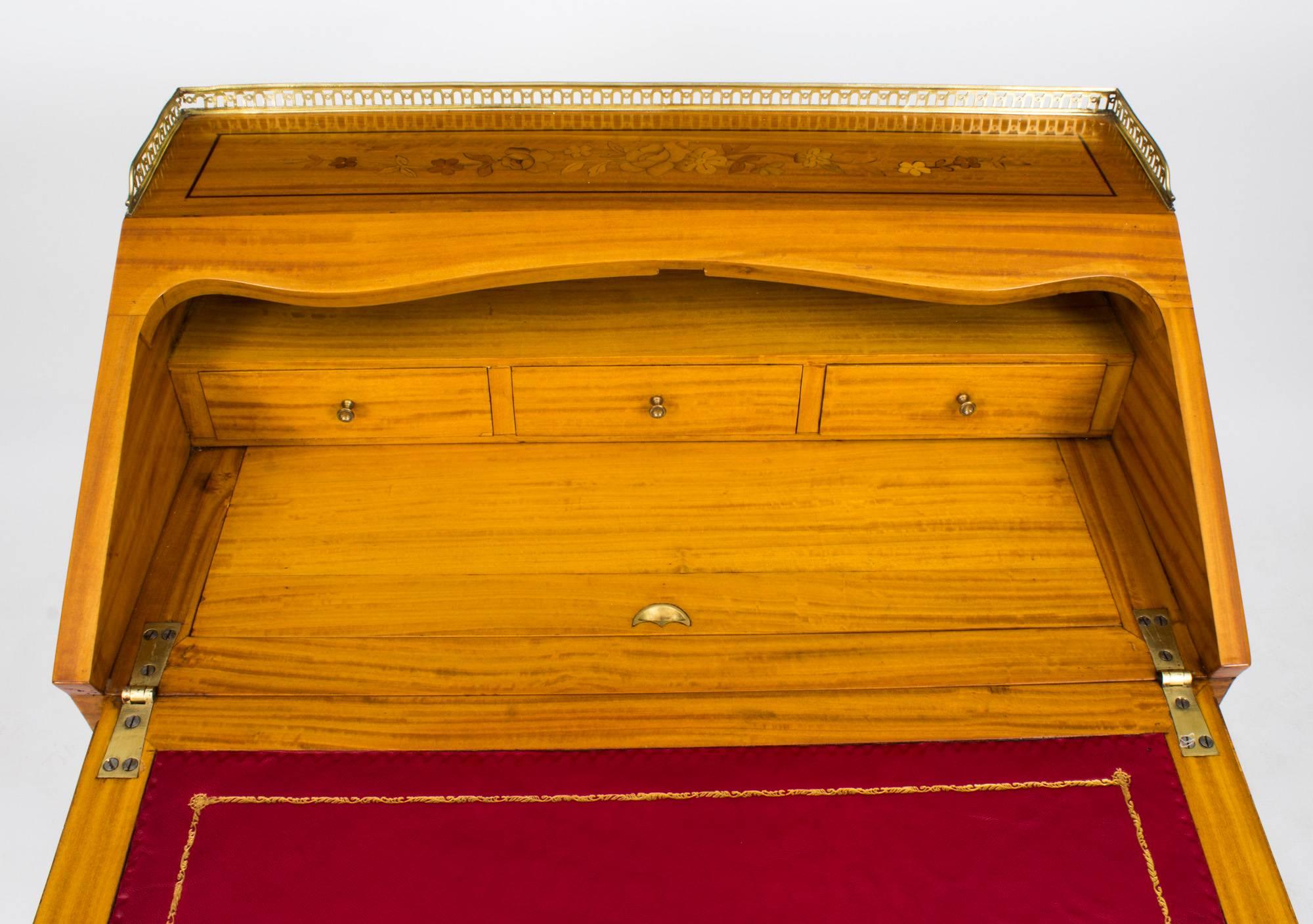 19th Century Satinwood and Marquetry Bureau De Dame 1
