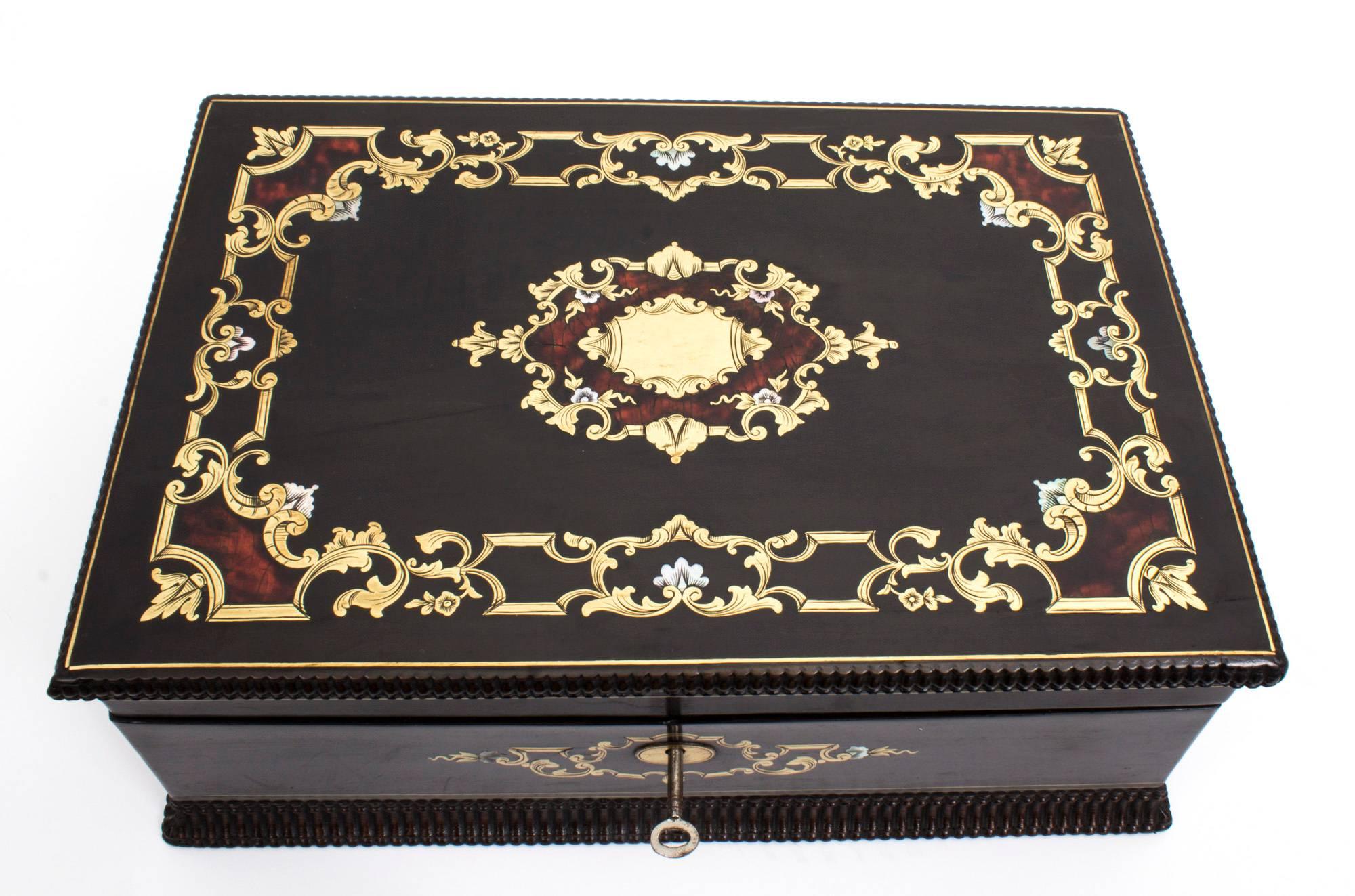 19th Century French Ebonized and Red Boulle Jewelry Box In Excellent Condition In London, GB