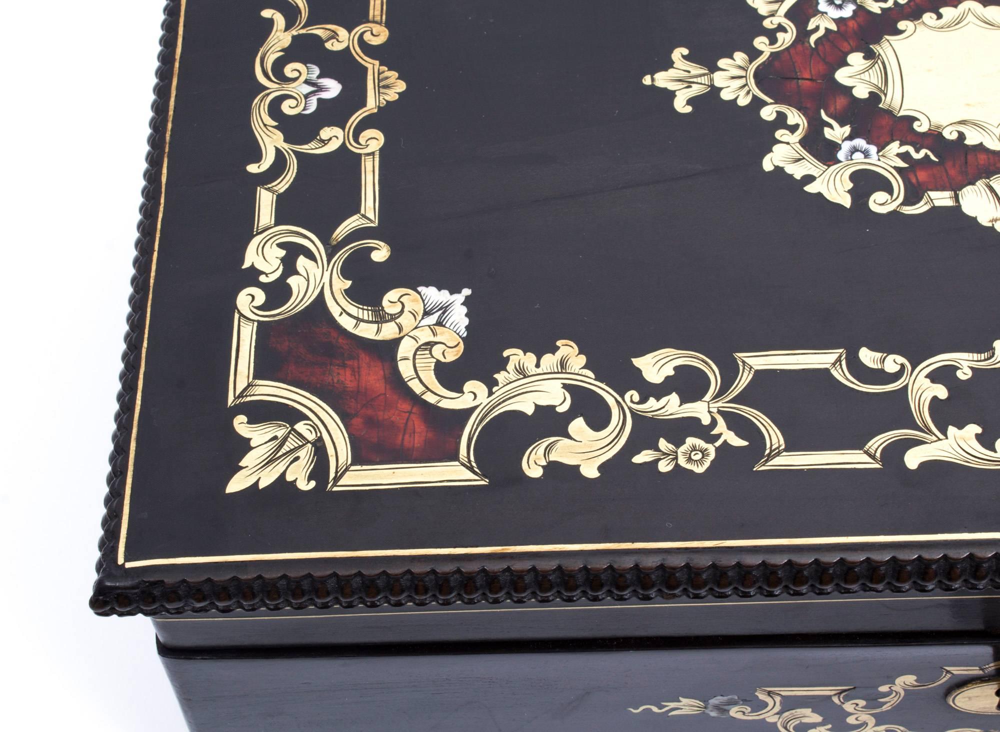 Mid-19th Century 19th Century French Ebonized and Red Boulle Jewelry Box