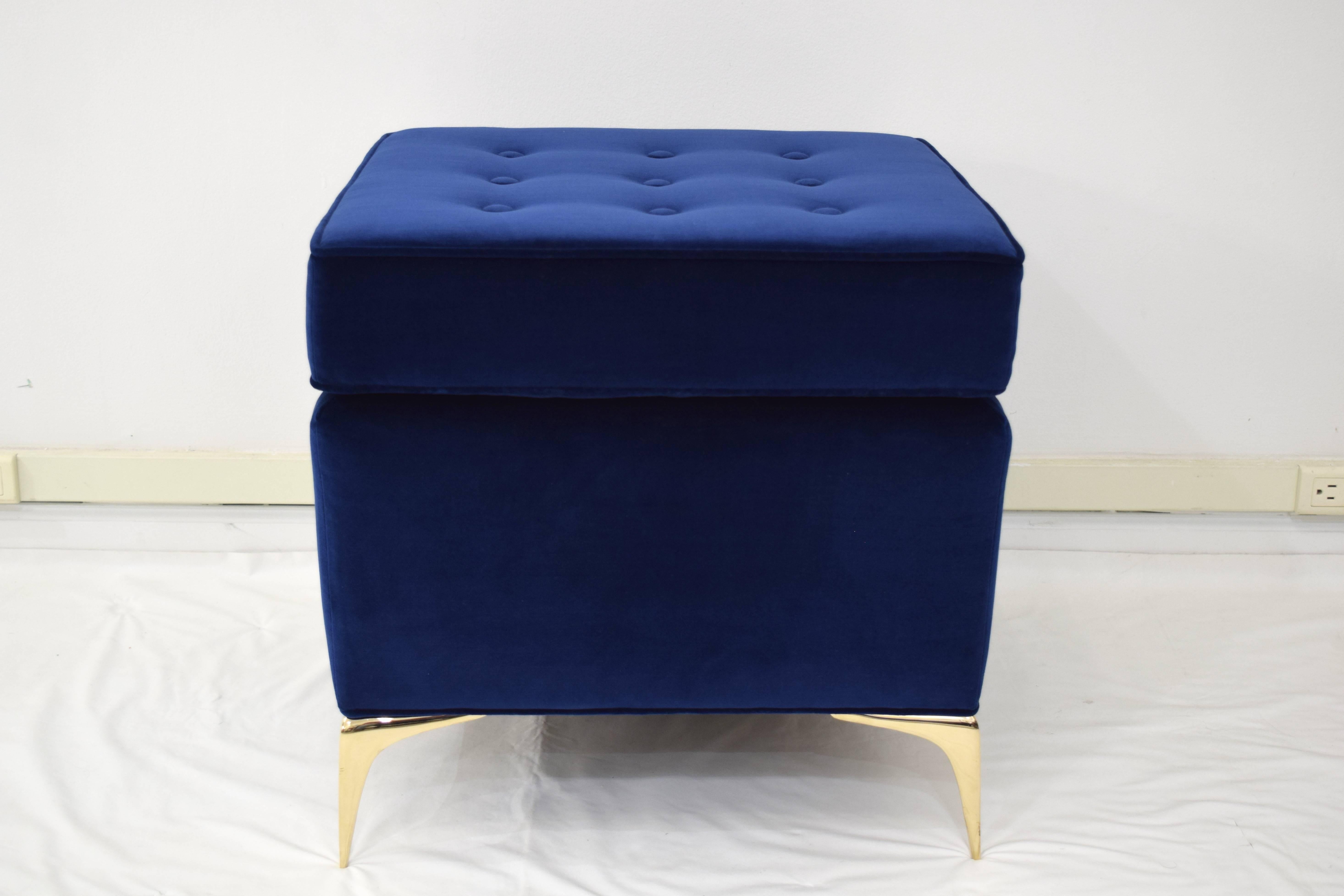 Exquisite bespoke Cubist stiletto ottoman designed by Irwin Feld Design for CF Modern in the manner of Gio Ponti.
A button tufted cushion rests atop an upholstered base which attaches to four hand cast and hand polished solid  brass 5