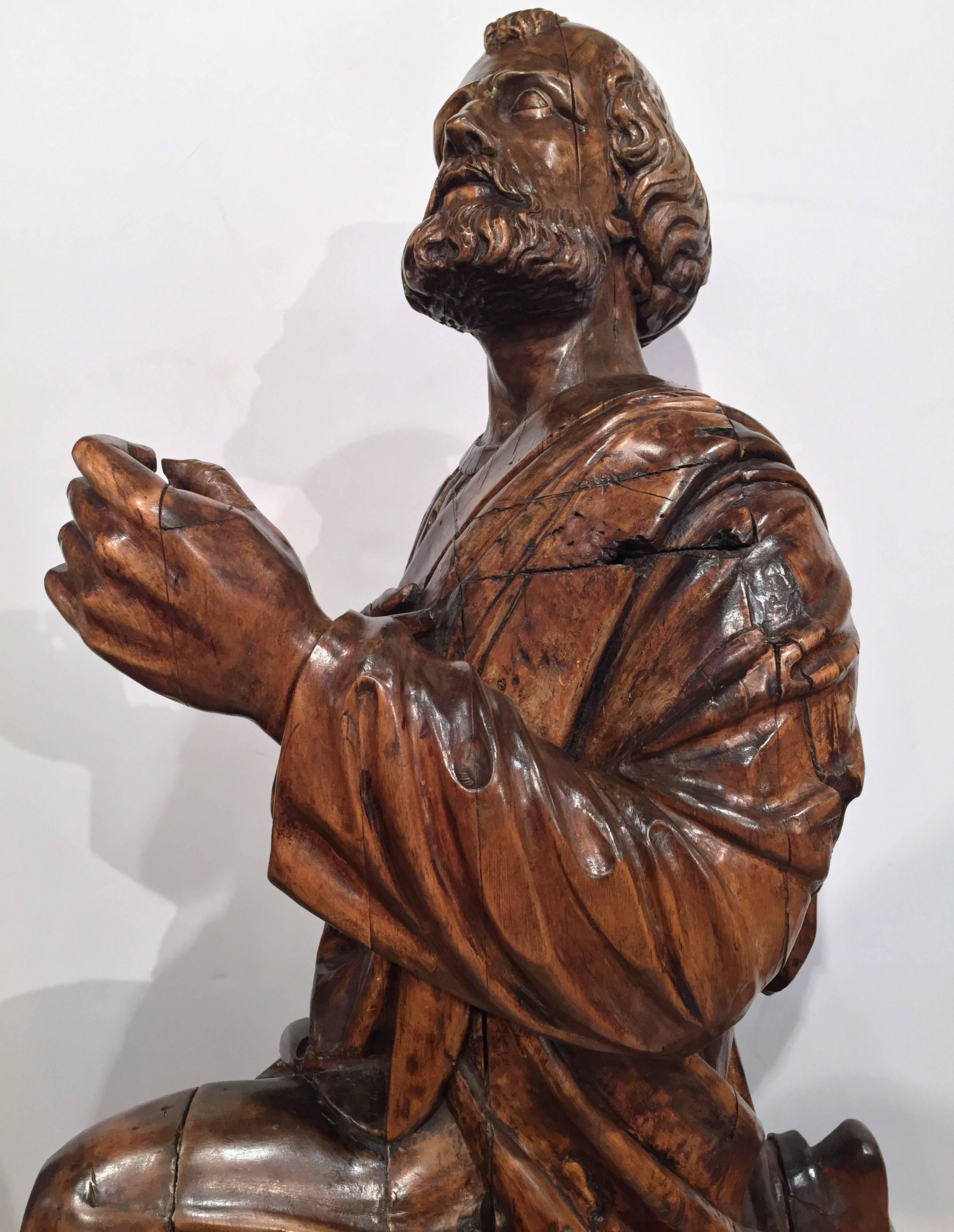 18th Century French Hand Carved Walnut Sculpture of Saint Peter the Apostle In Excellent Condition In Dallas, TX
