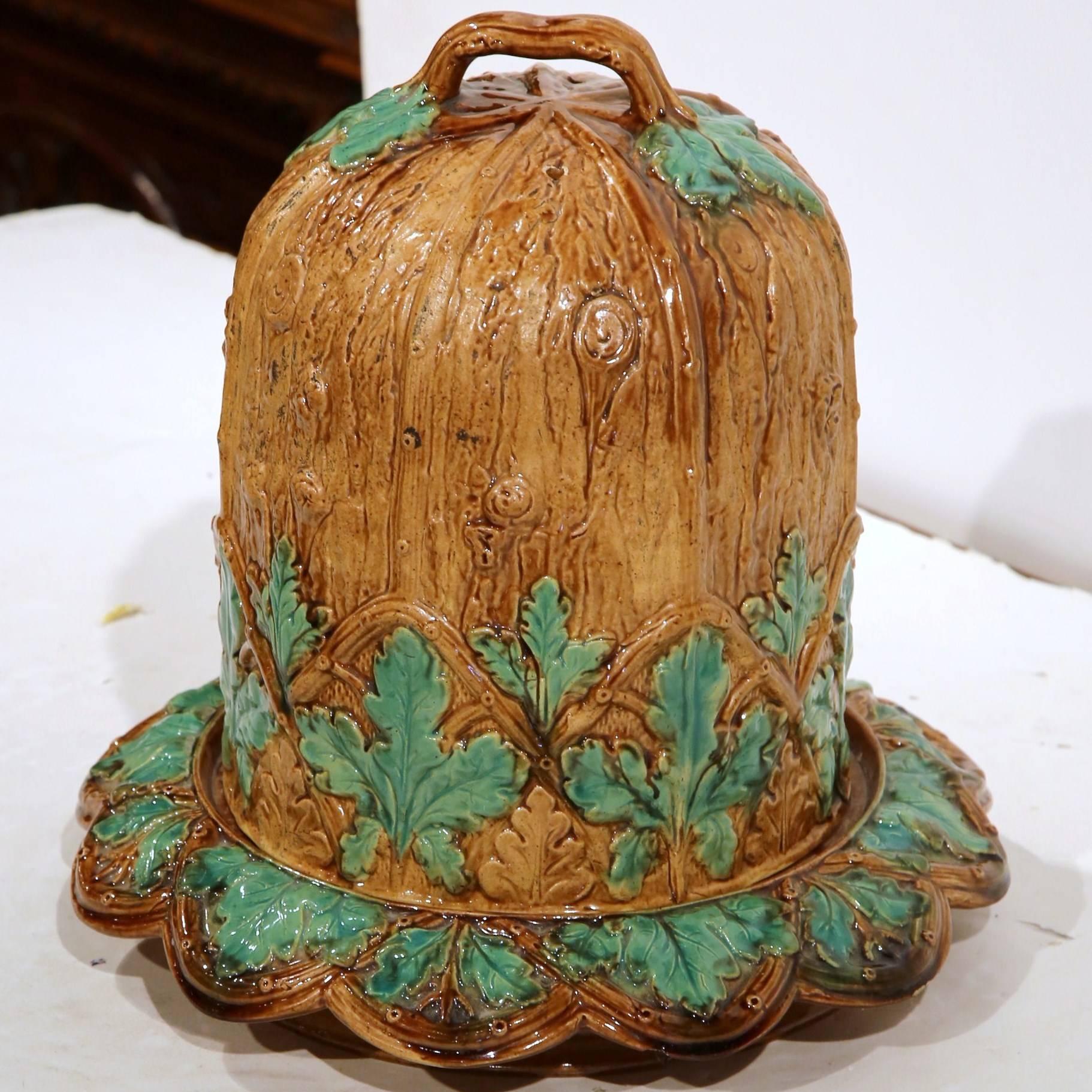 19th Century French Two Pieces Barbotine Cheese Dome In Excellent Condition In Dallas, TX
