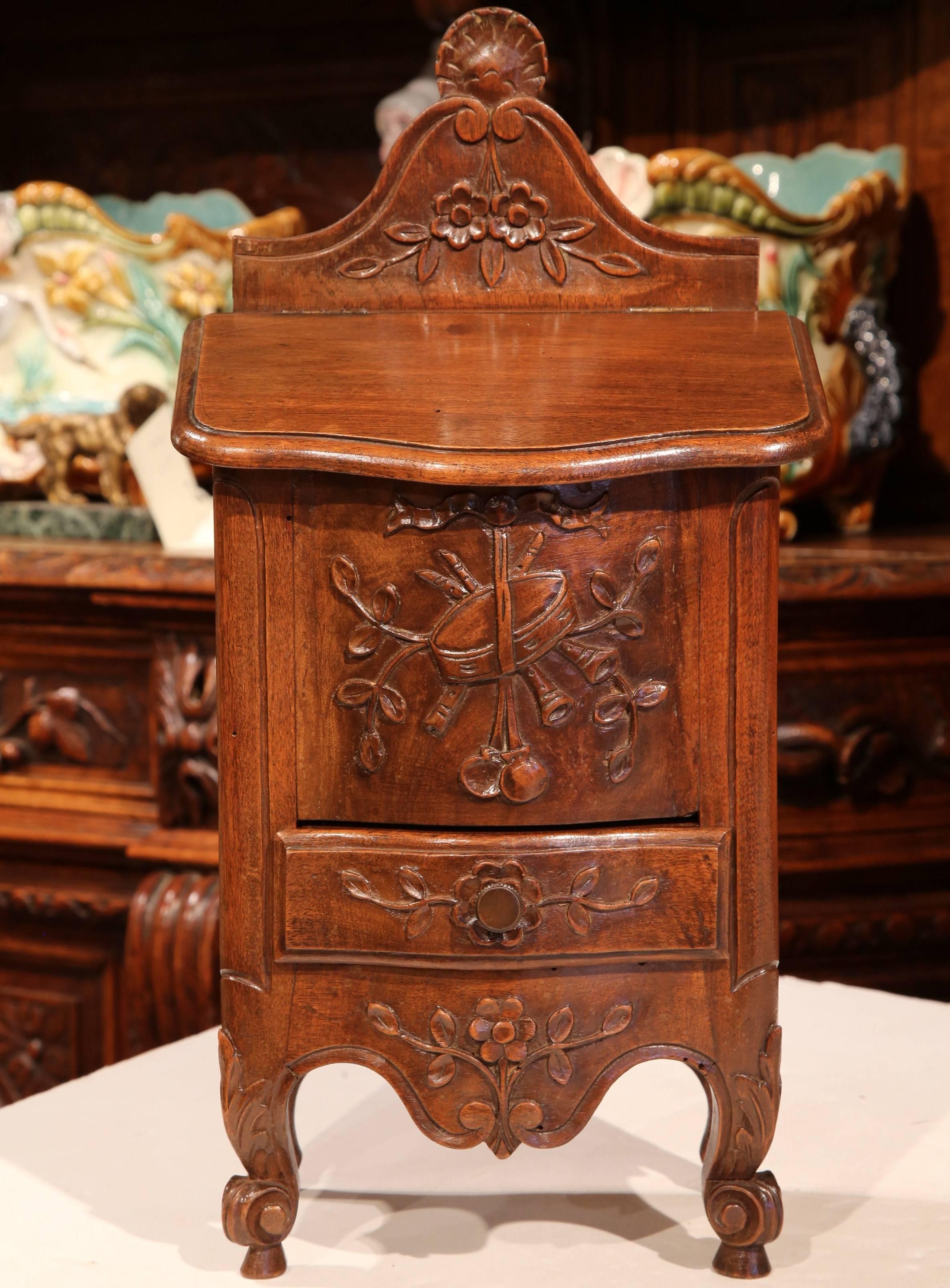 Louis XV Early 20th Century French Carved Walnut Salt Box from Provence