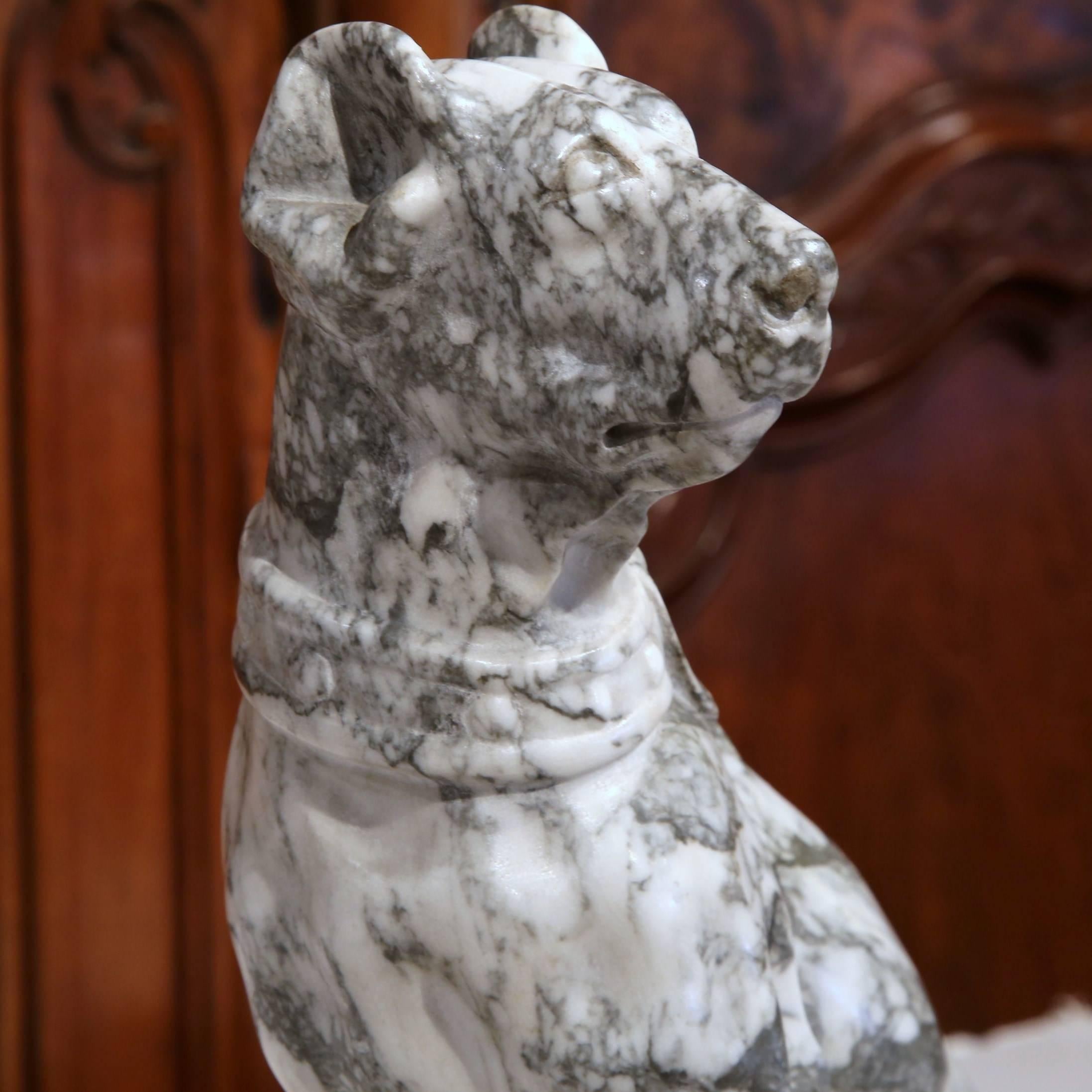 19th Century French Carved Grey and White Marble Dog Sculpture In Excellent Condition In Dallas, TX