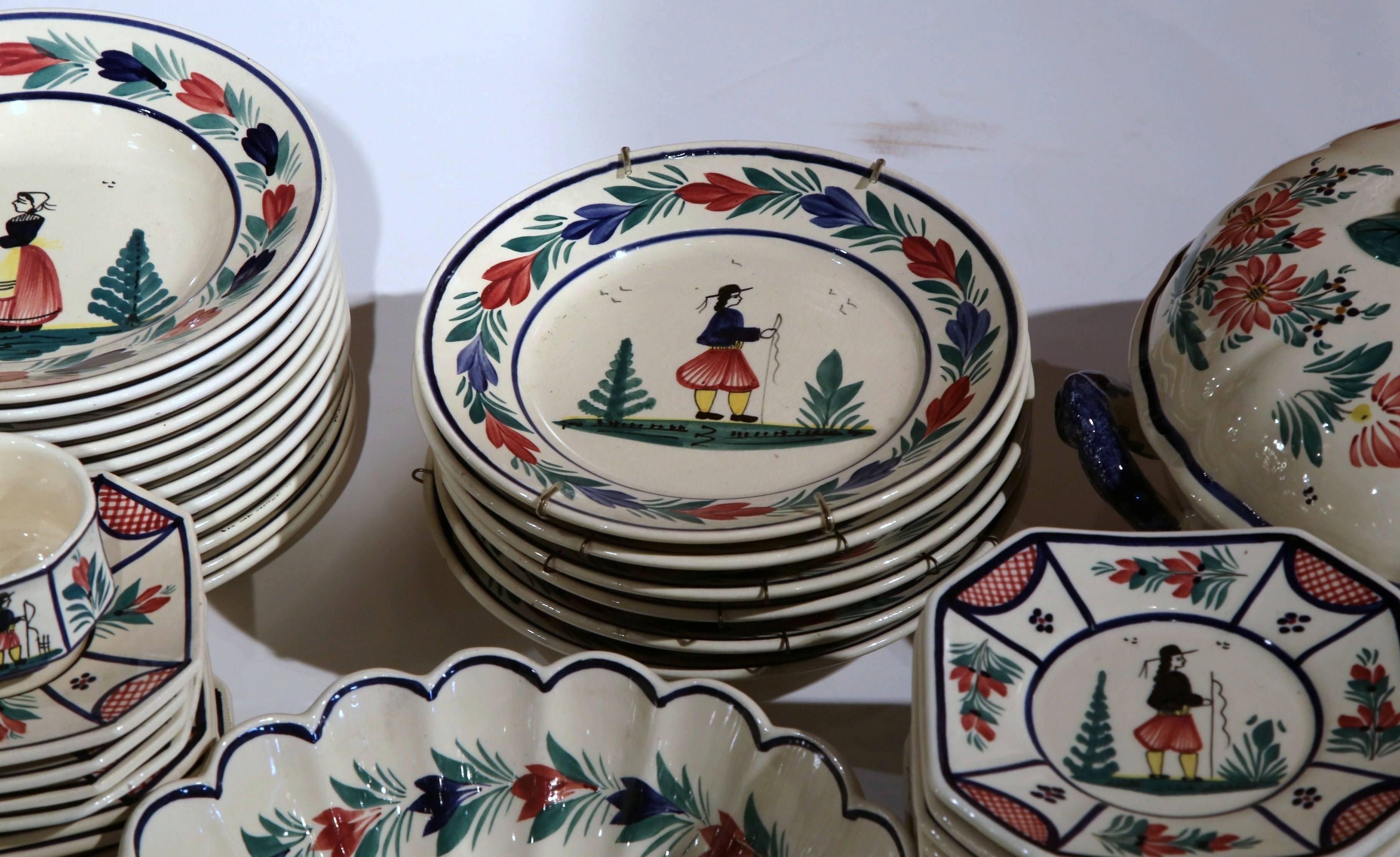 Set of 19th Century French Hand-Painted Decorative Dishes from Quimper, Brittany 6
