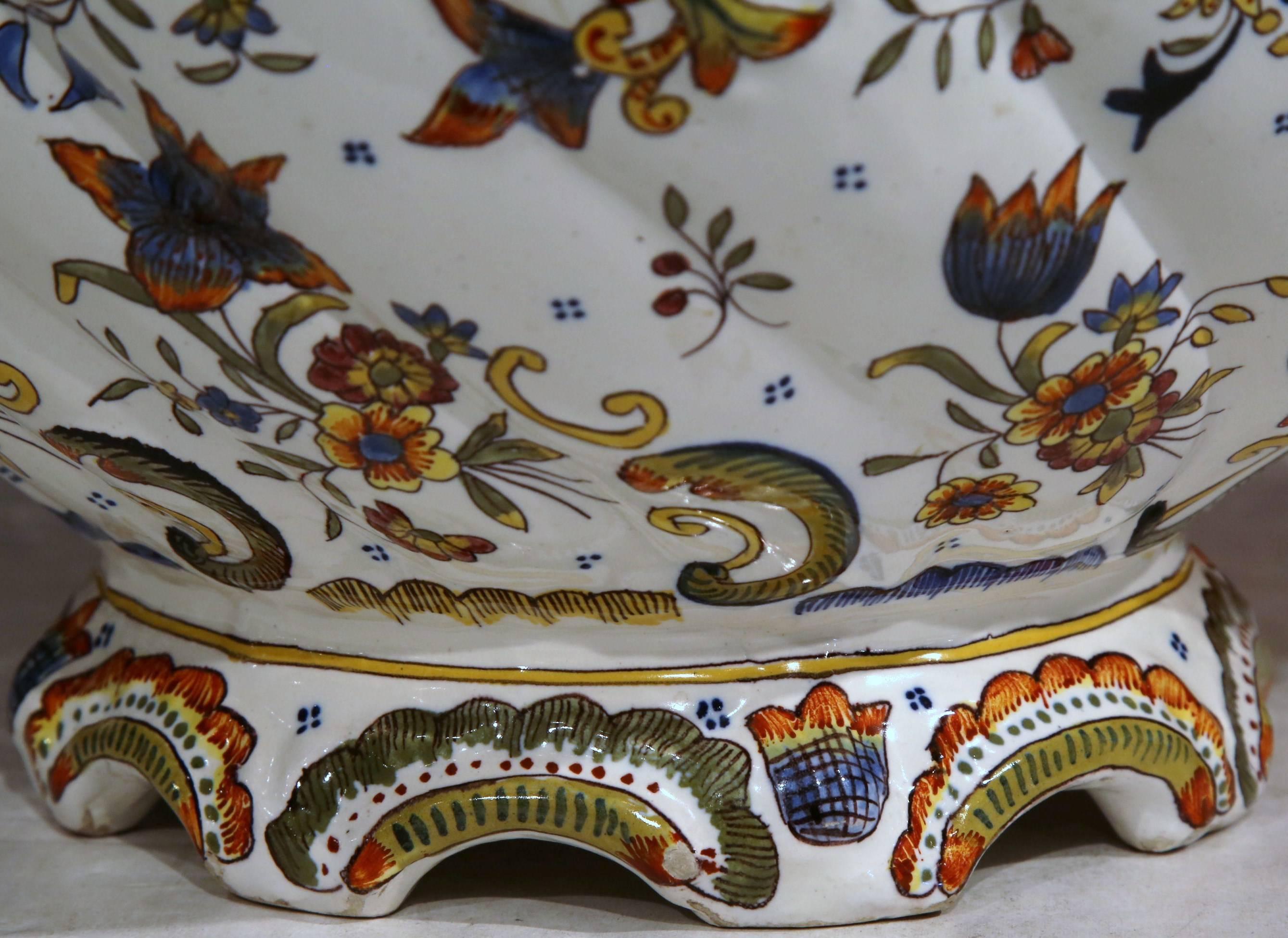 Early 20th Century, French Hand-Painted Ceramic Cache Pot from Normandy In Excellent Condition In Dallas, TX