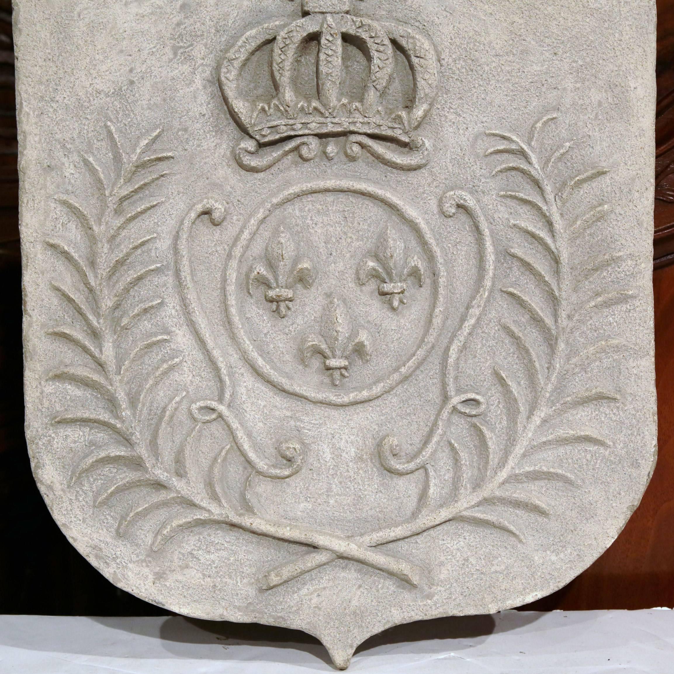 19th Century French Carved Stone Kingdom of France Crest with Fleurs De Lys In Excellent Condition In Dallas, TX