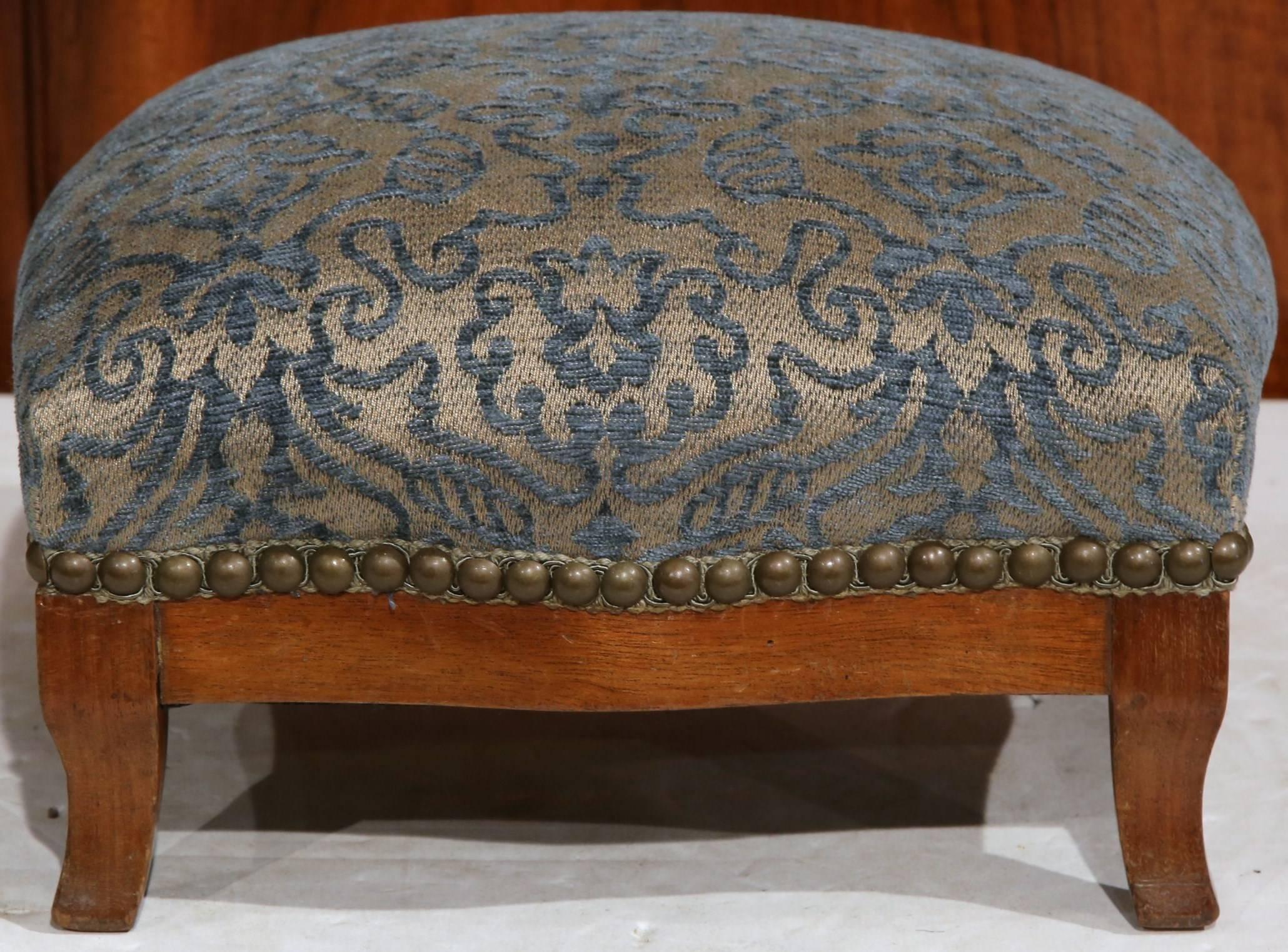 Stained 19th Century French Louis XV Walnut Footstool with Blue Cut Velvet Fabric