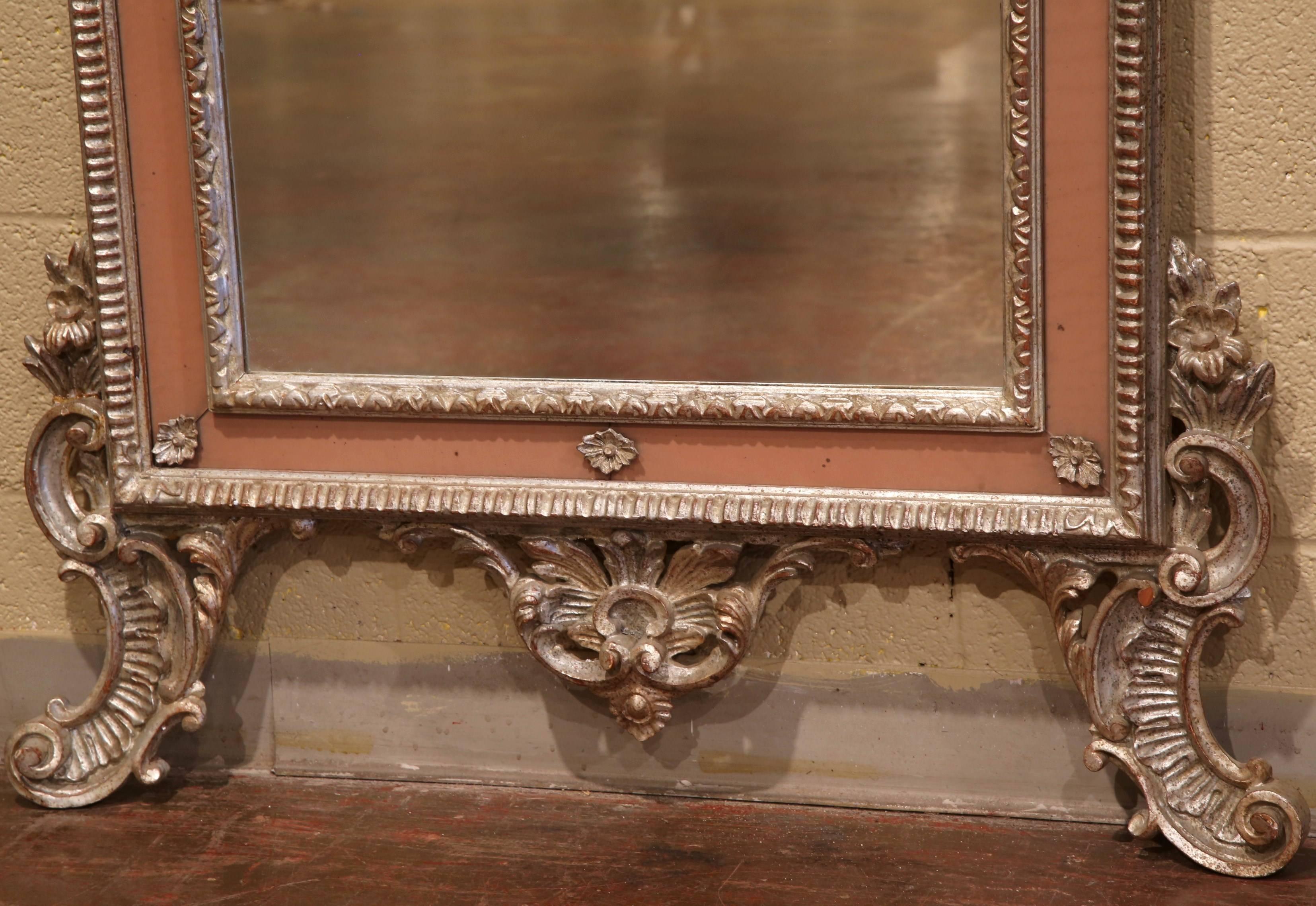 Mid-20th Century, Italian Carved Silver Leaf Mirror with Painted Coral Trim In Excellent Condition In Dallas, TX