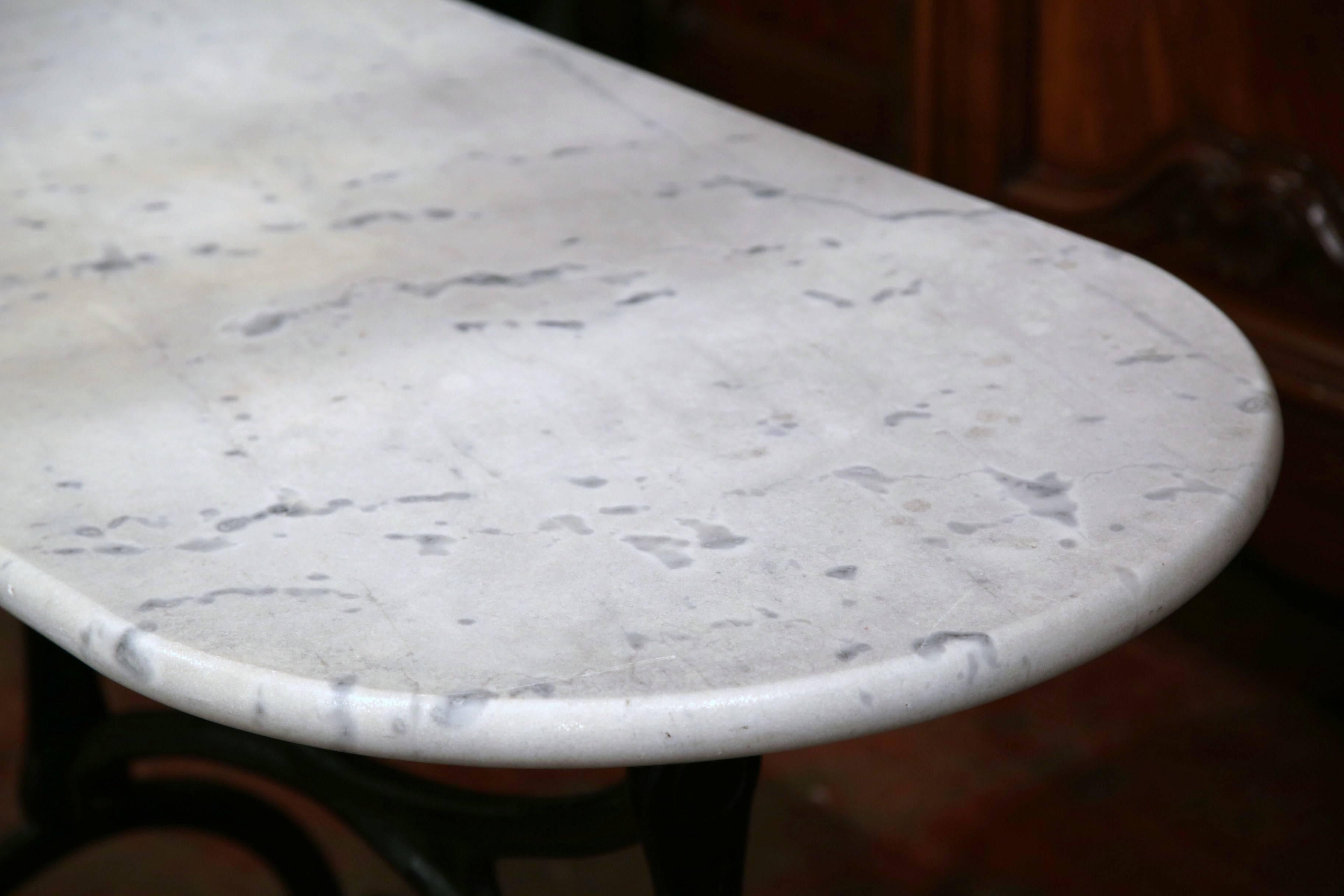 Early 20th Century French Iron and Marble Oval Bistrot Table from Paris 1
