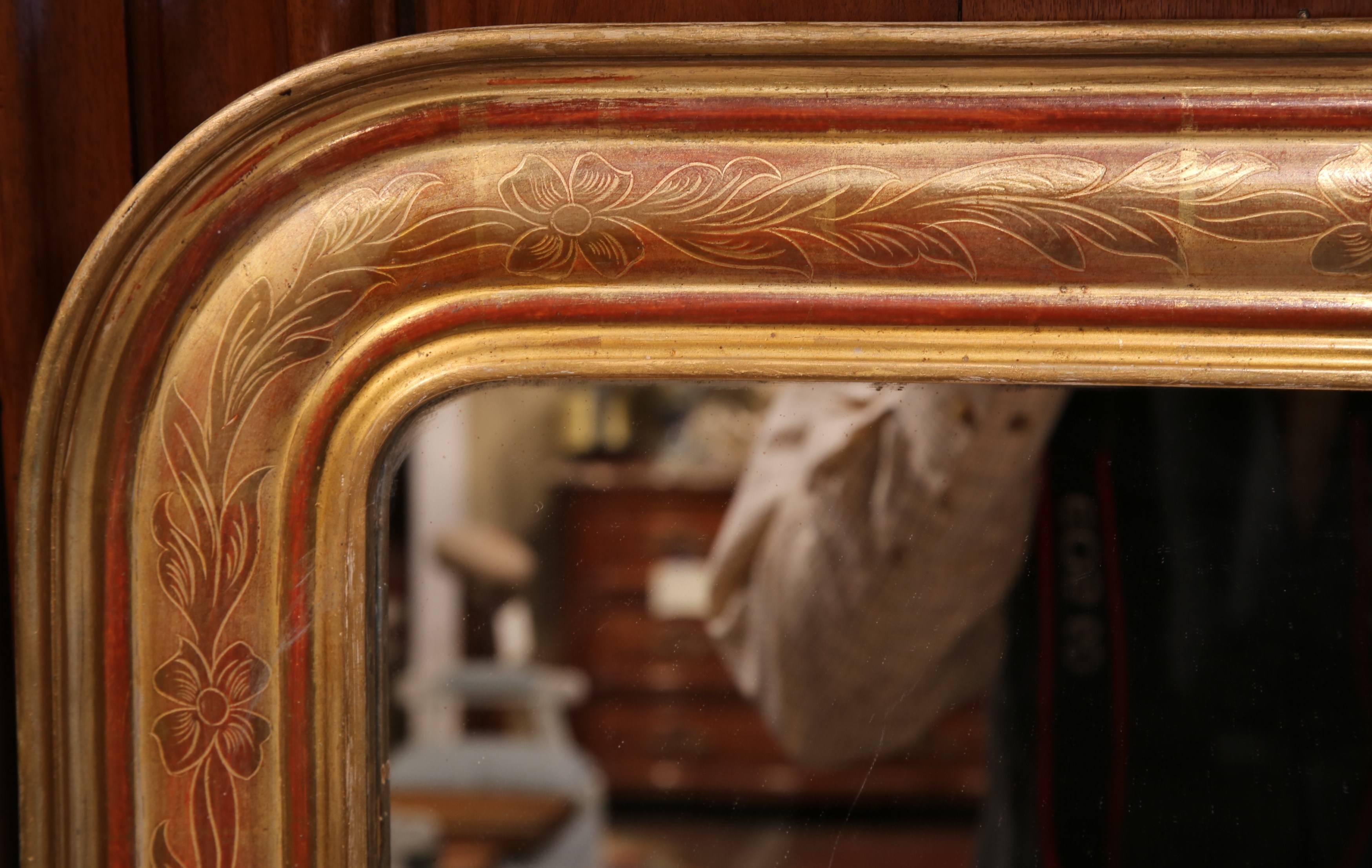 19th Century French Louis Philippe Giltwood Mirror with Engraved Floral Decor In Excellent Condition In Dallas, TX
