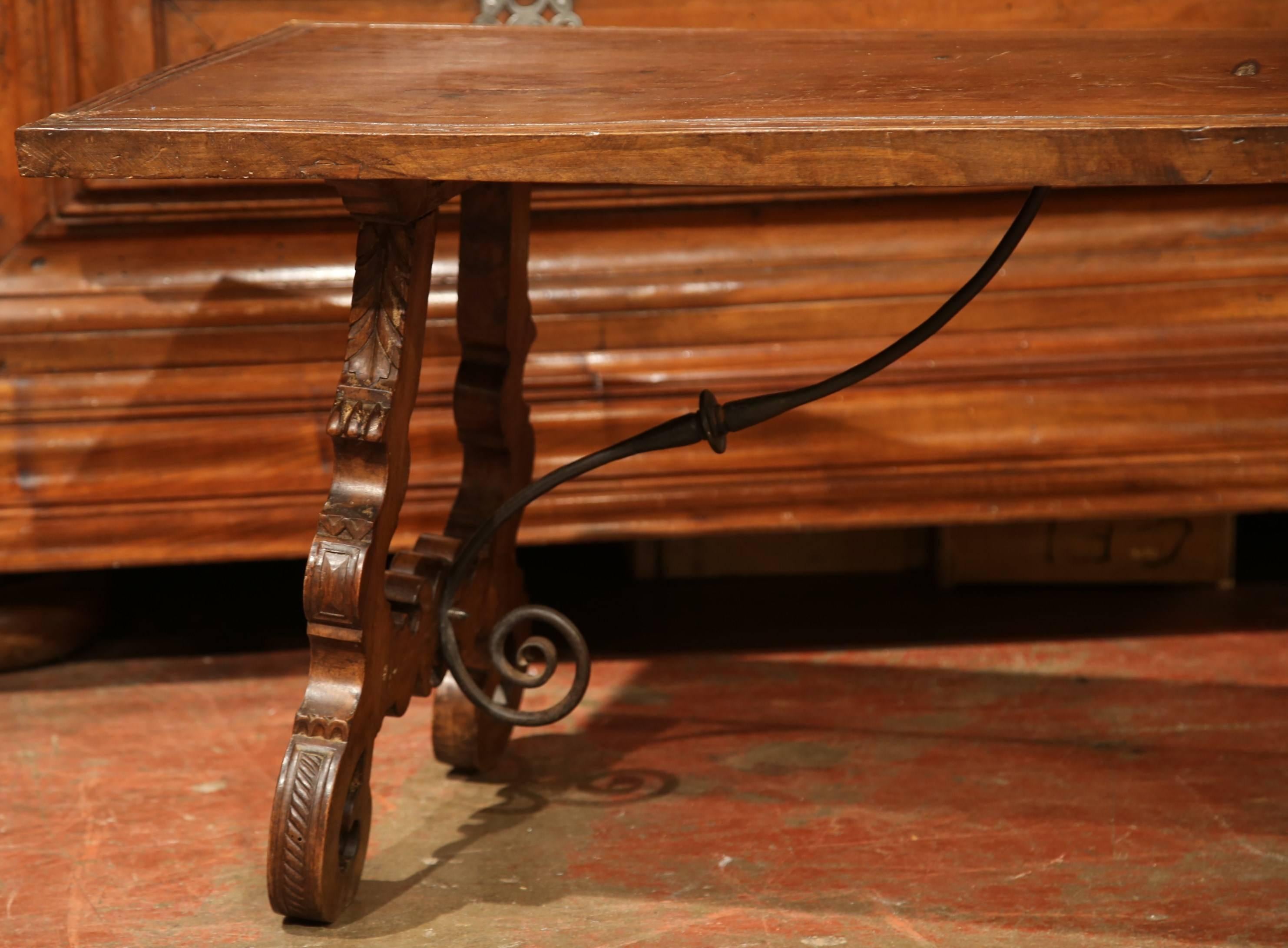 Early 19th Century Spanish Carved Walnut Coffee Table with Iron Stretcher In Excellent Condition In Dallas, TX