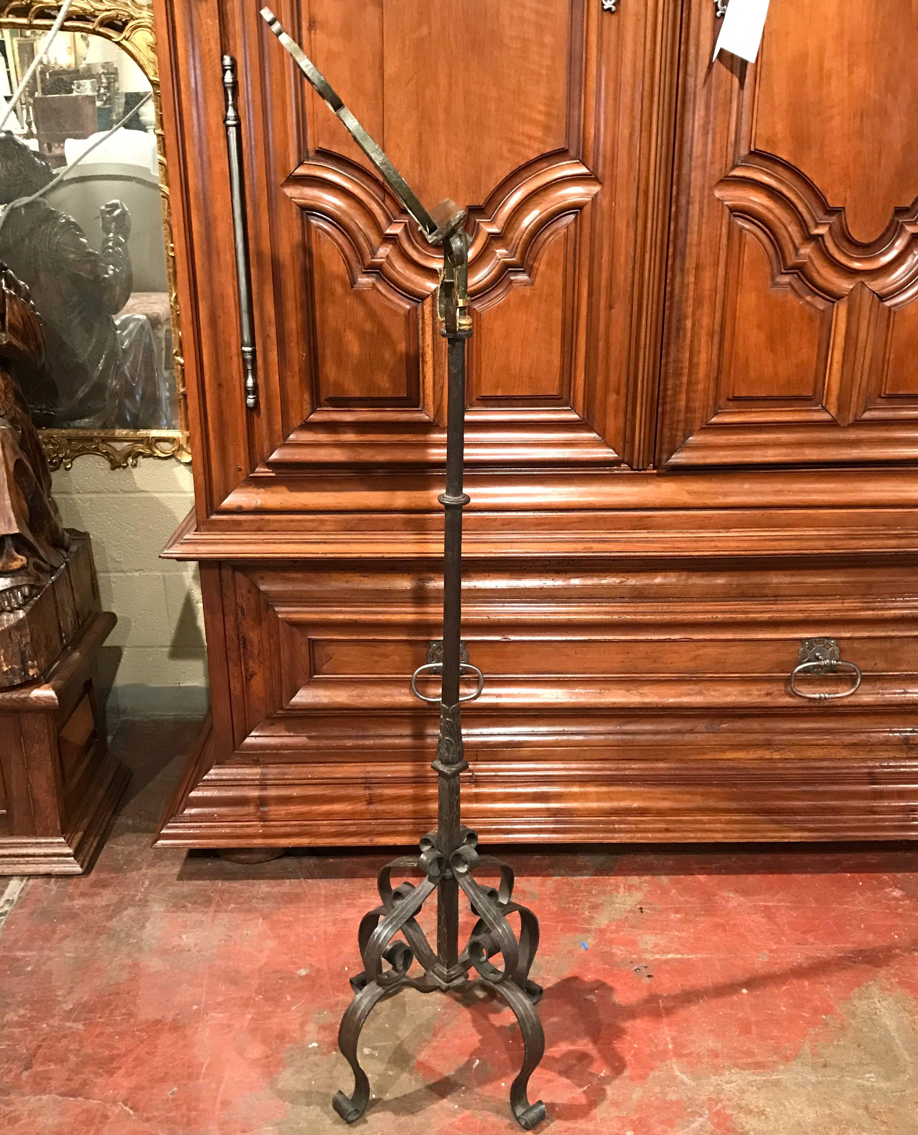 18th Century French Gothic Wrought Iron Partly Gilt Lectern 2