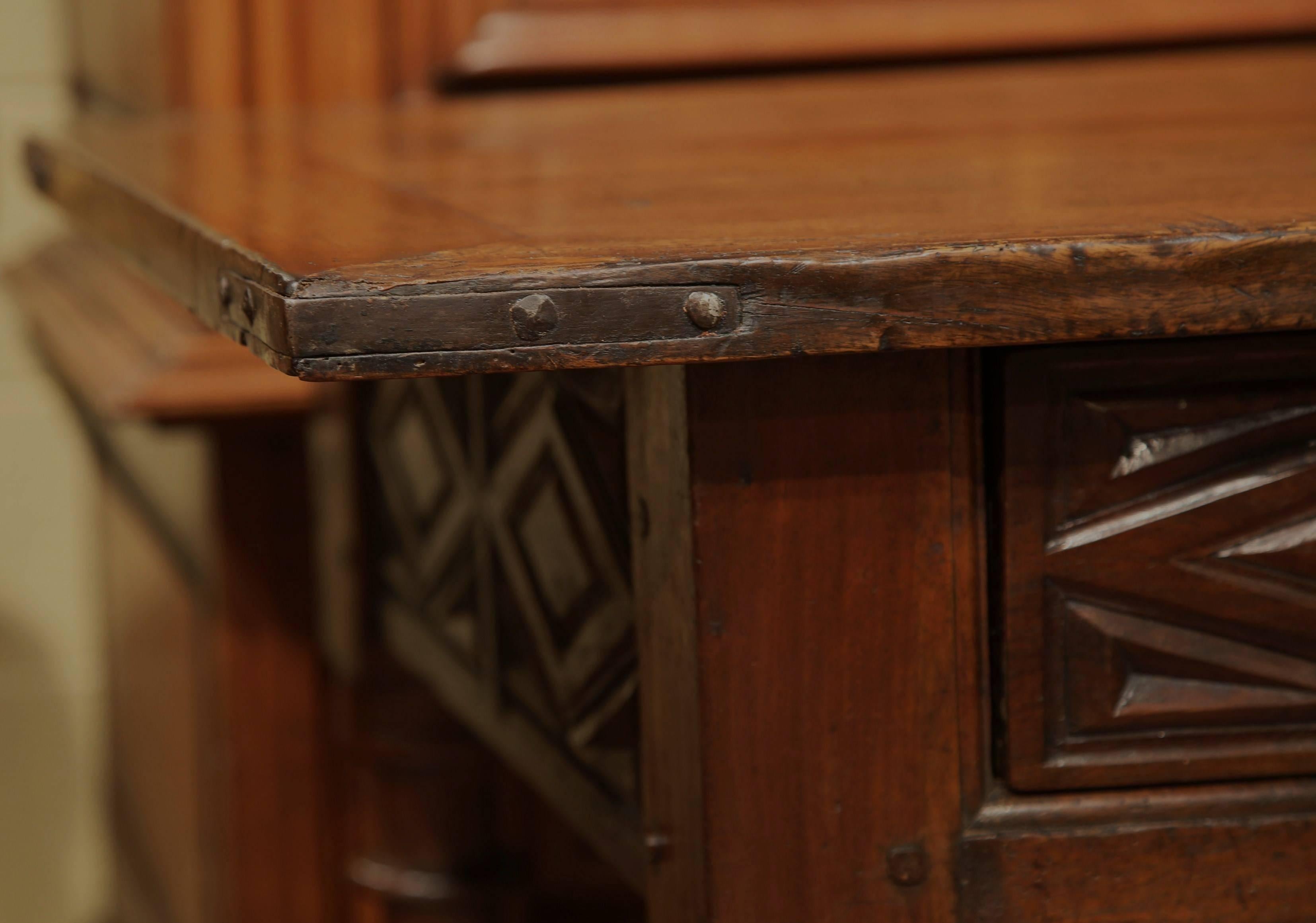 18th Century, Spanish Carved Walnut Two-Drawer Console Table with Turned Legs In Excellent Condition In Dallas, TX