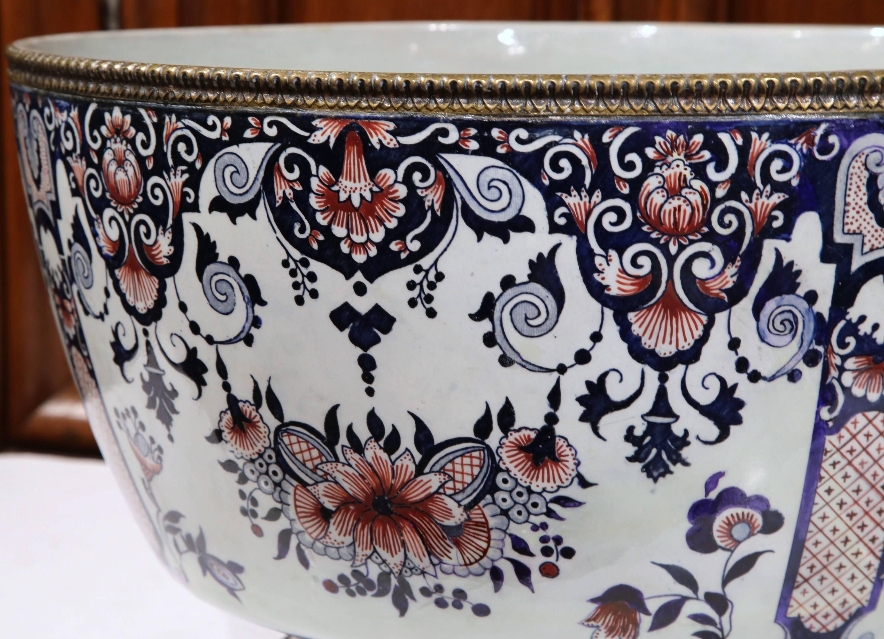 19th Century French Hand-Painted Faience Cache Pot from Gien 3