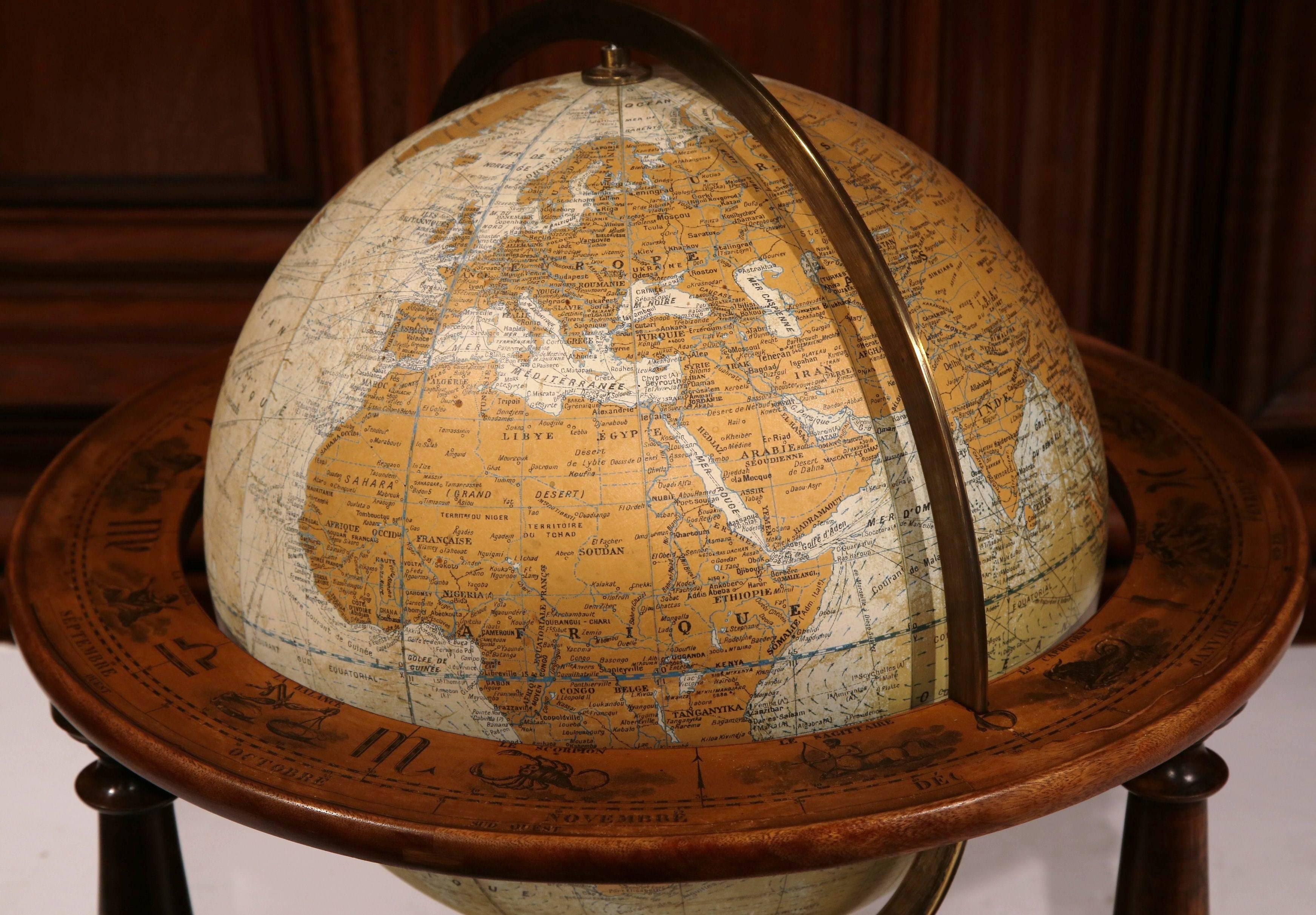 20th Century French Globe on Walnut Base Signed Girard Barrere et Thomas, Paris In Excellent Condition In Dallas, TX