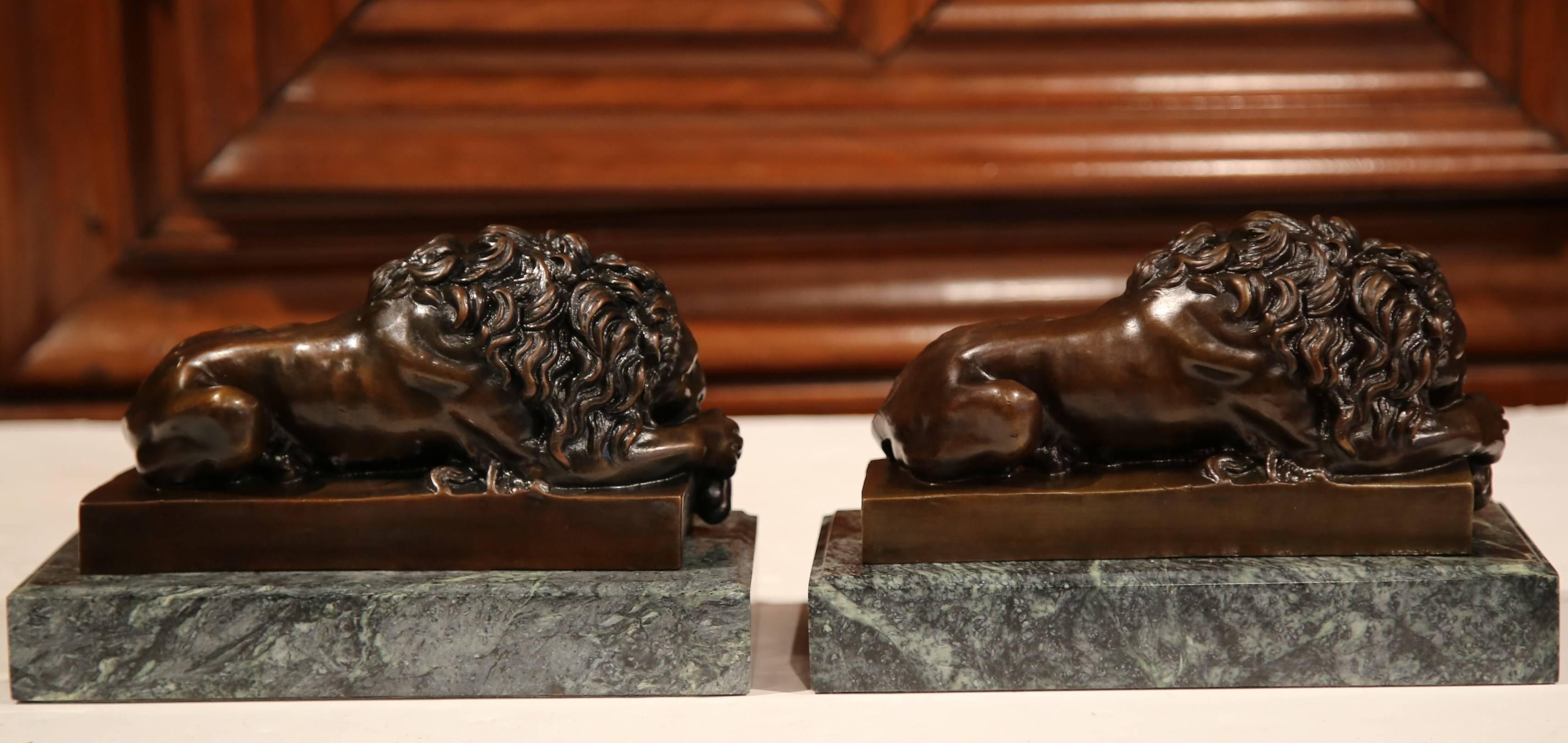 Pair of 19th Century French Bronze Lions Bookends on Marble Signed J. Moigniez 1