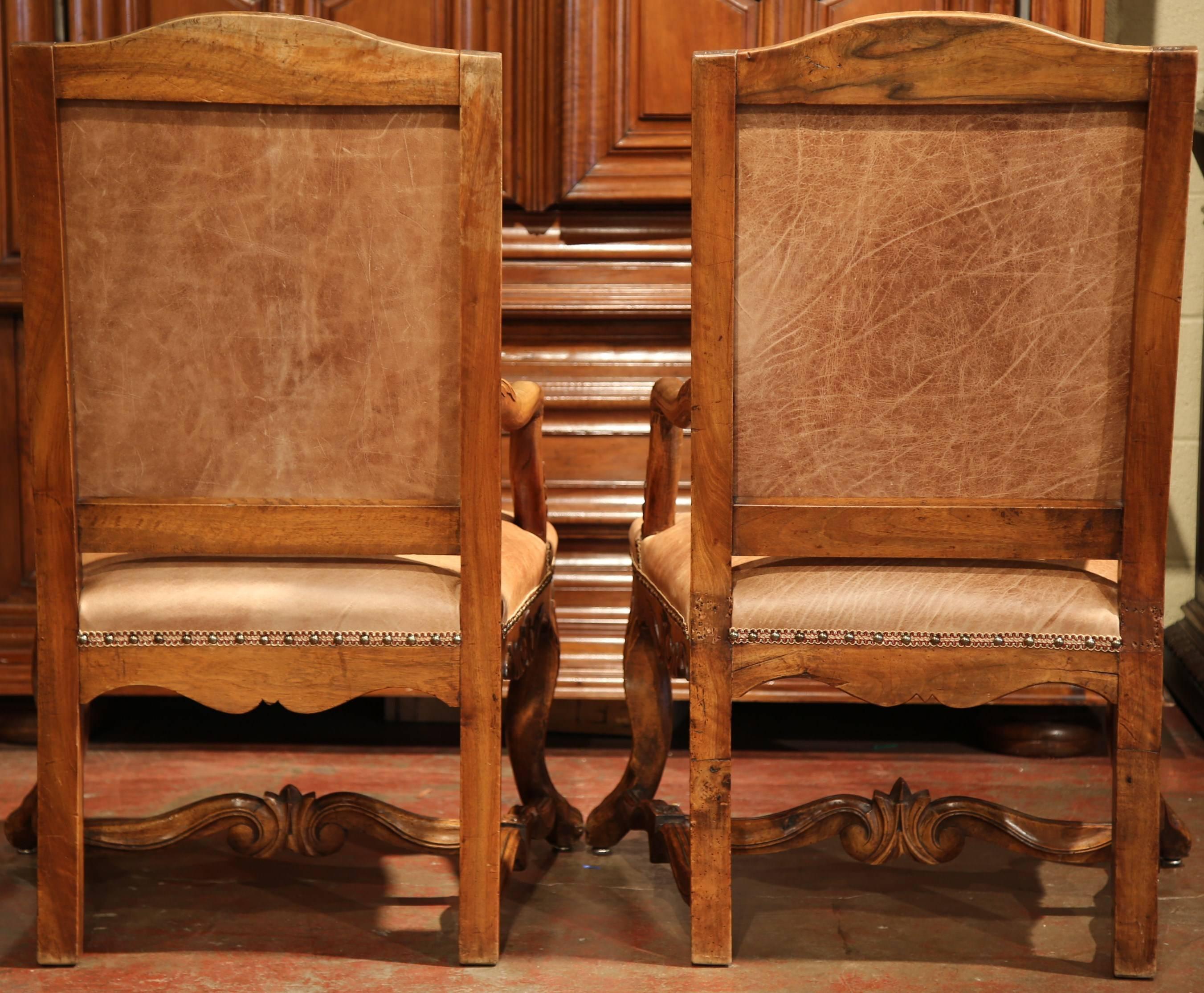 Pair of 18th Century French Carved Walnut, Leather and Needlepoint Armchairs For Sale 5
