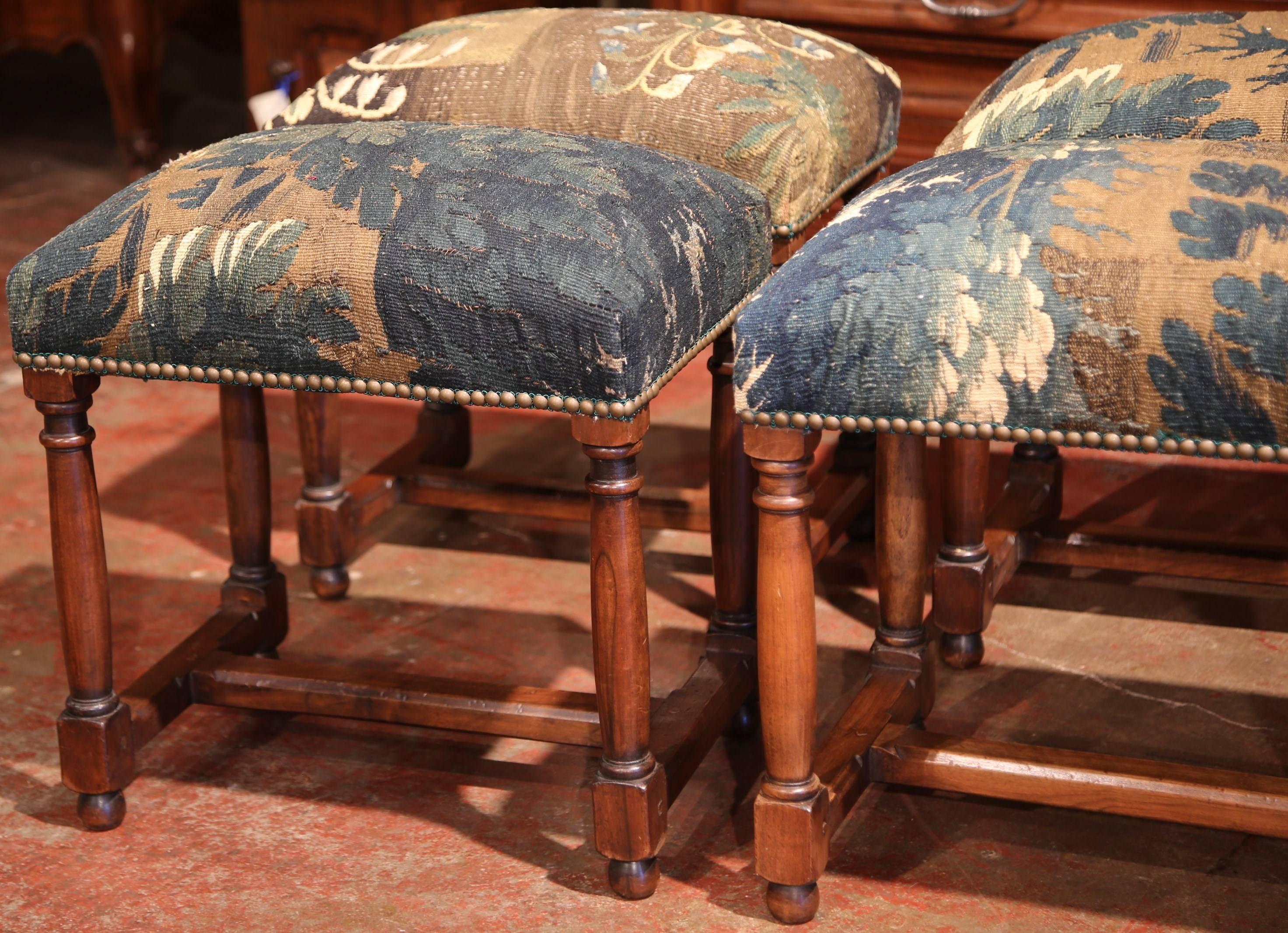 19th Century French Suite of Four Carved Walnut Stools with Aubusson Tapestry In Excellent Condition In Dallas, TX