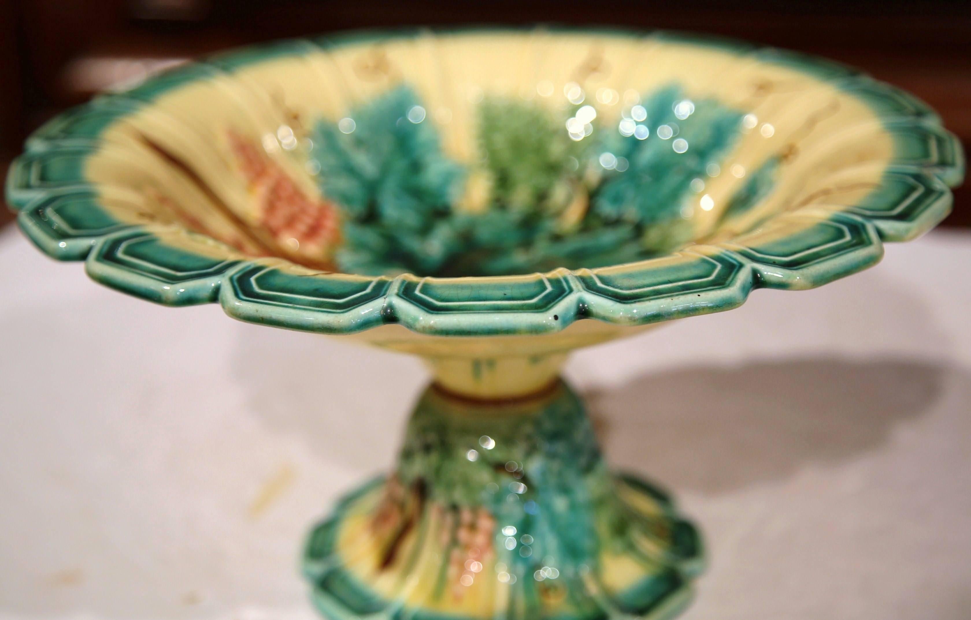 19th Century French Hand Painted Barbotine Compote with Grape and Leaf Decor In Excellent Condition In Dallas, TX