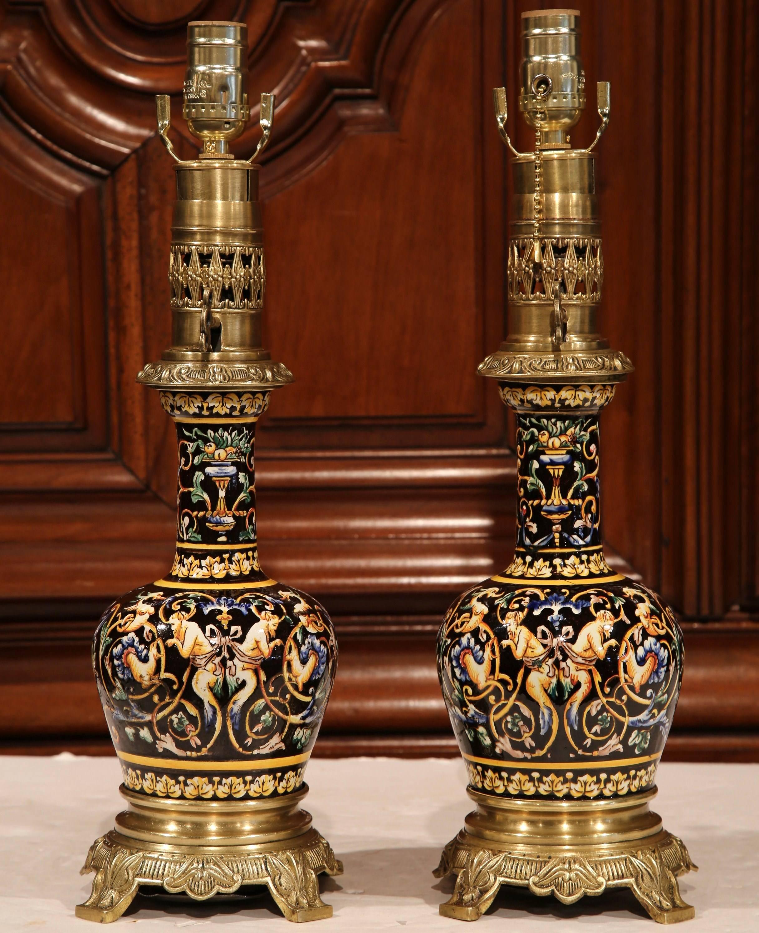 Pair of 19th Century French Hand-Painted Porcelain Oil Lamps with Bronze Mounts In Excellent Condition In Dallas, TX