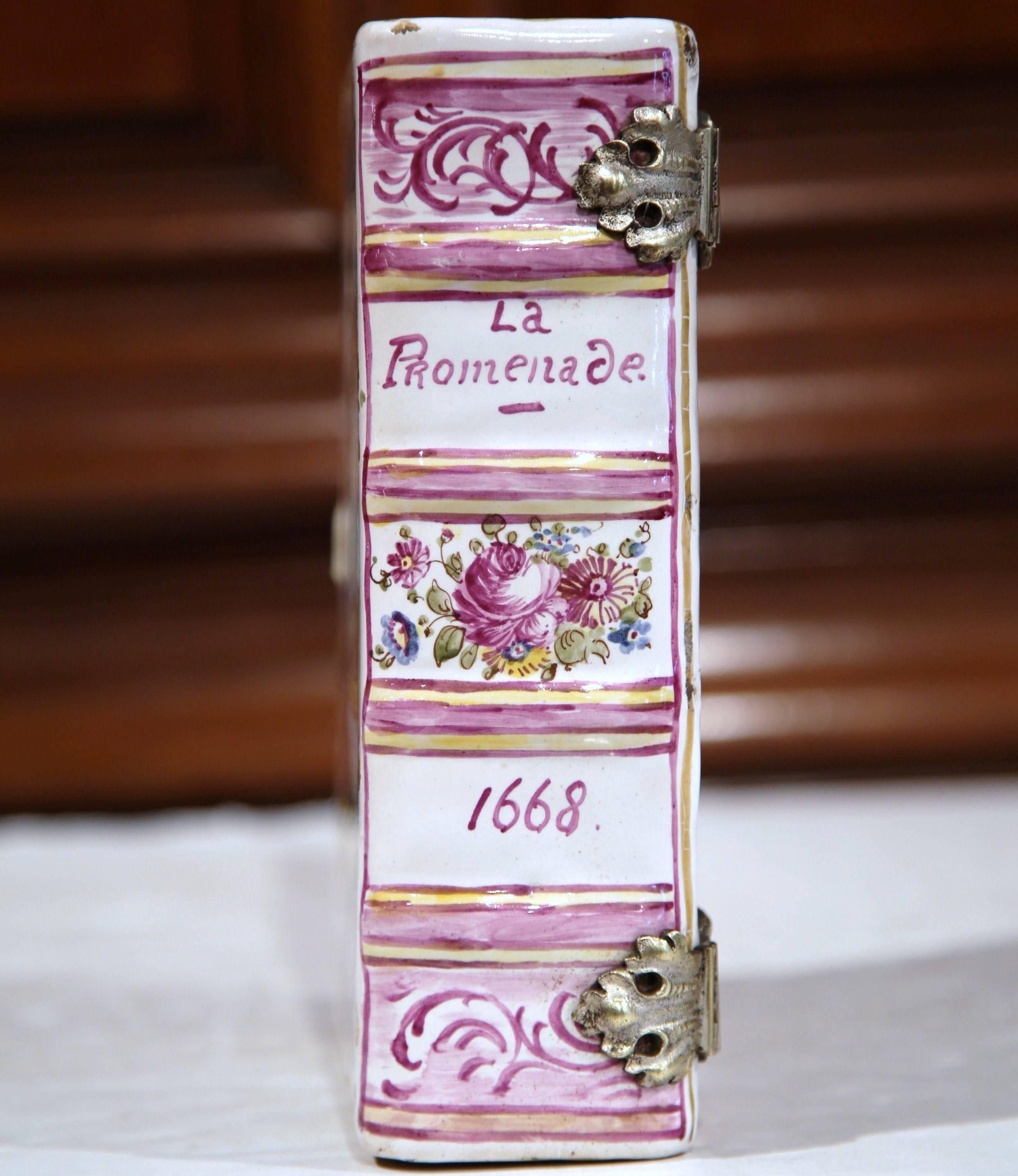 Renaissance Early 19th Century French Hand-Painted Porcelain Jewelry Box Shaped as a Book